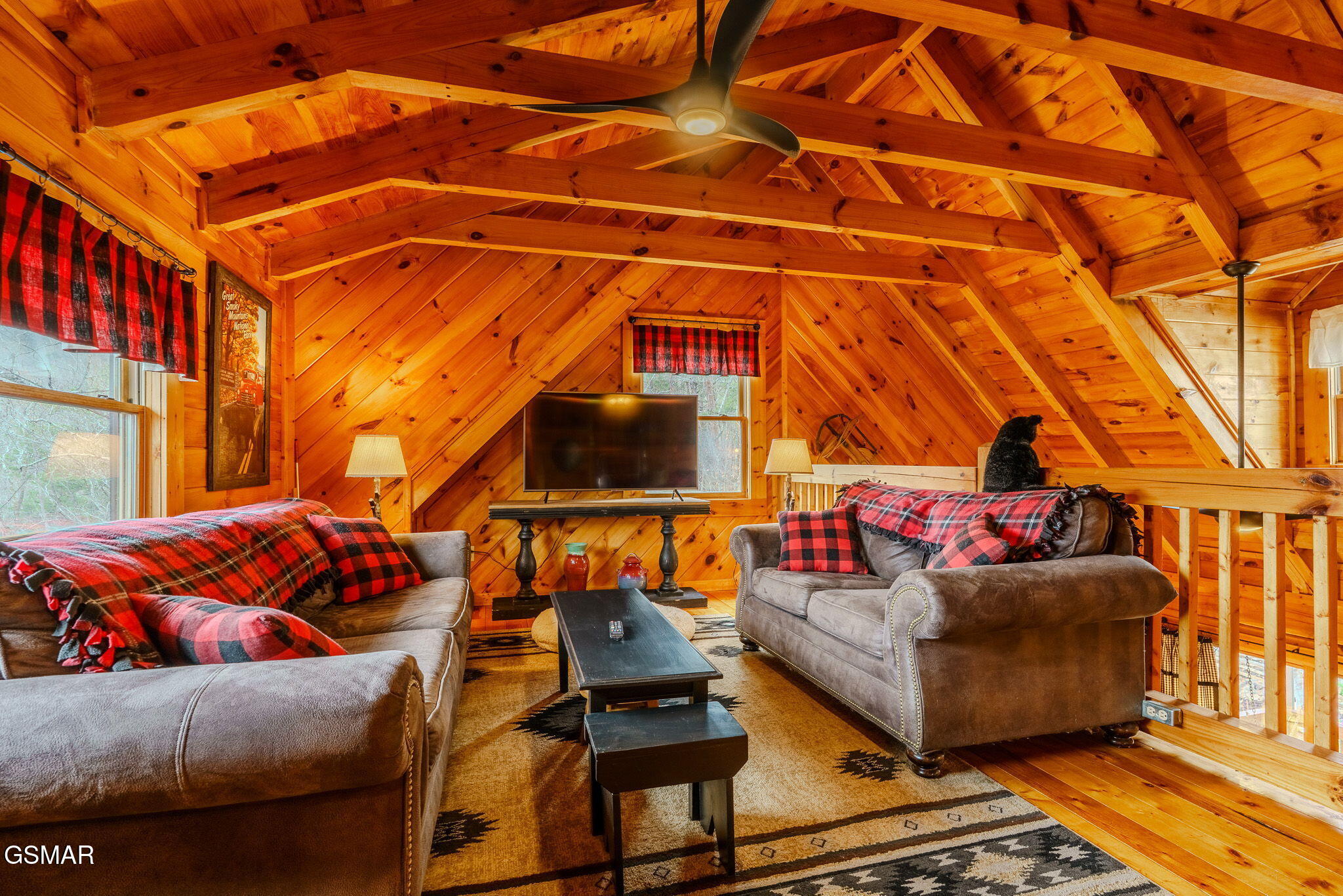 839 W Gold Dust Pigeon Forge TN 37863