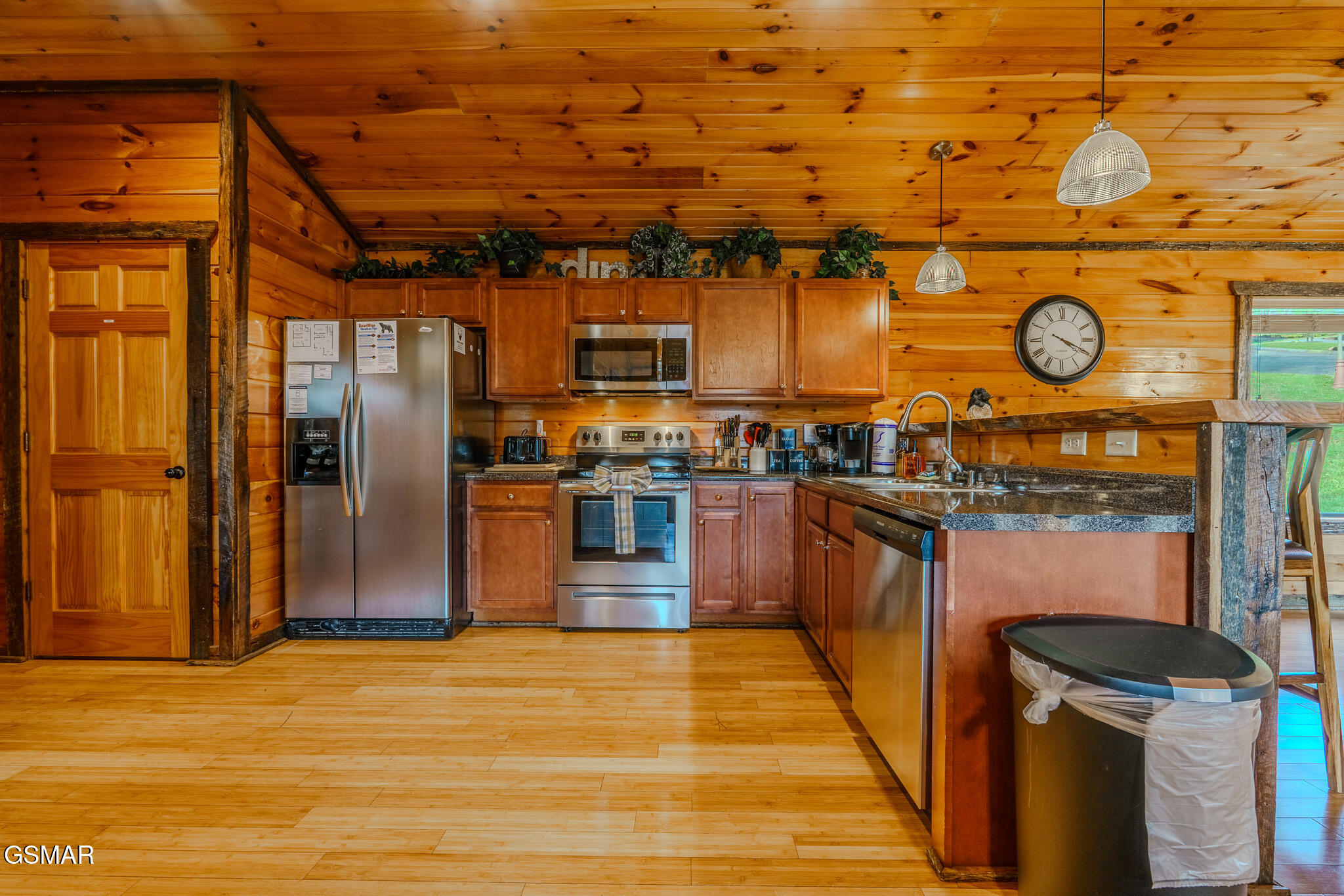 921 Mcmakin Way Pigeon Forge TN 37863