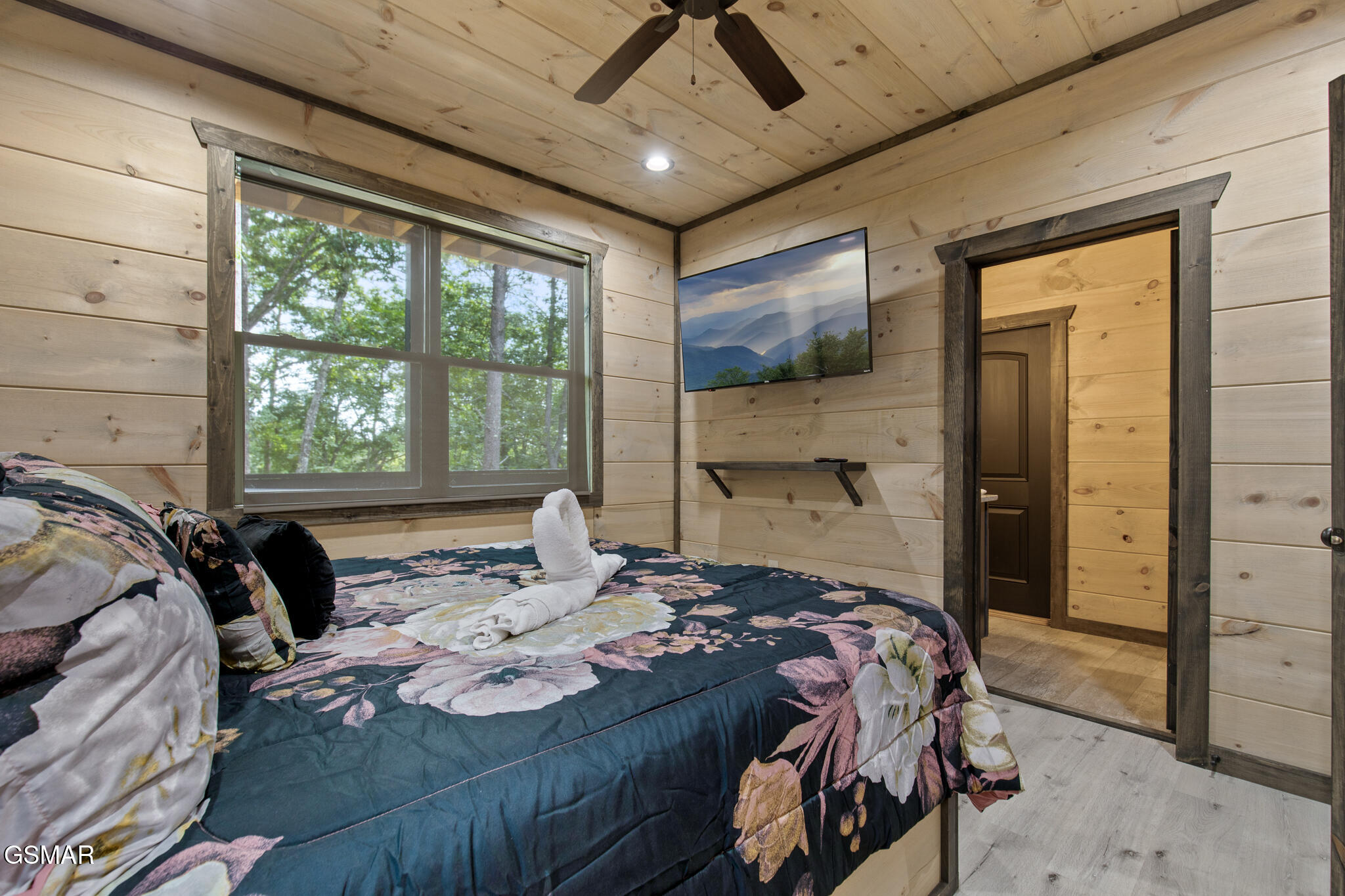 2218 Pinnacle Ridge Trail Sevierville TN 37876