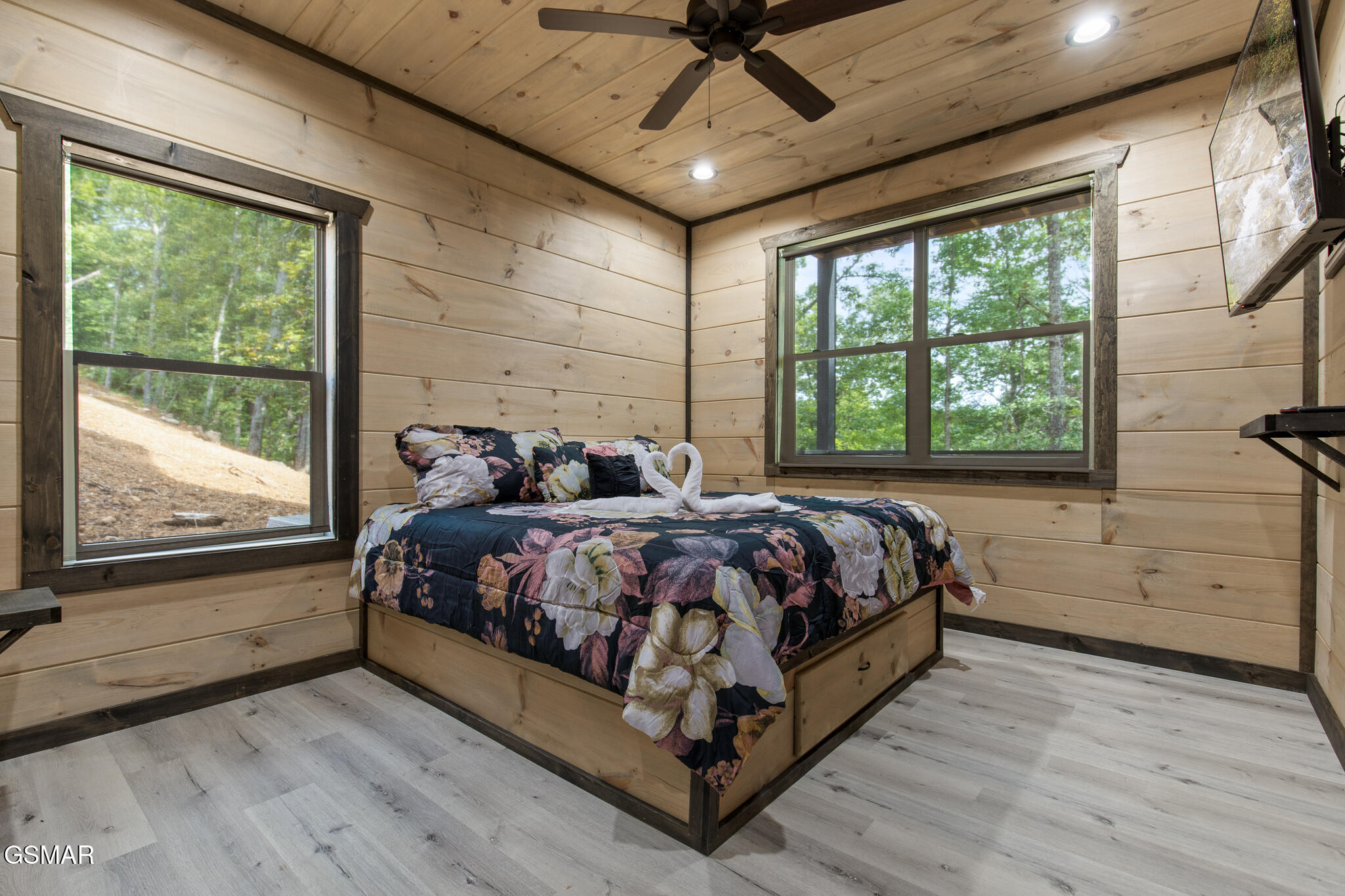 2218 Pinnacle Ridge Trail Sevierville TN 37876