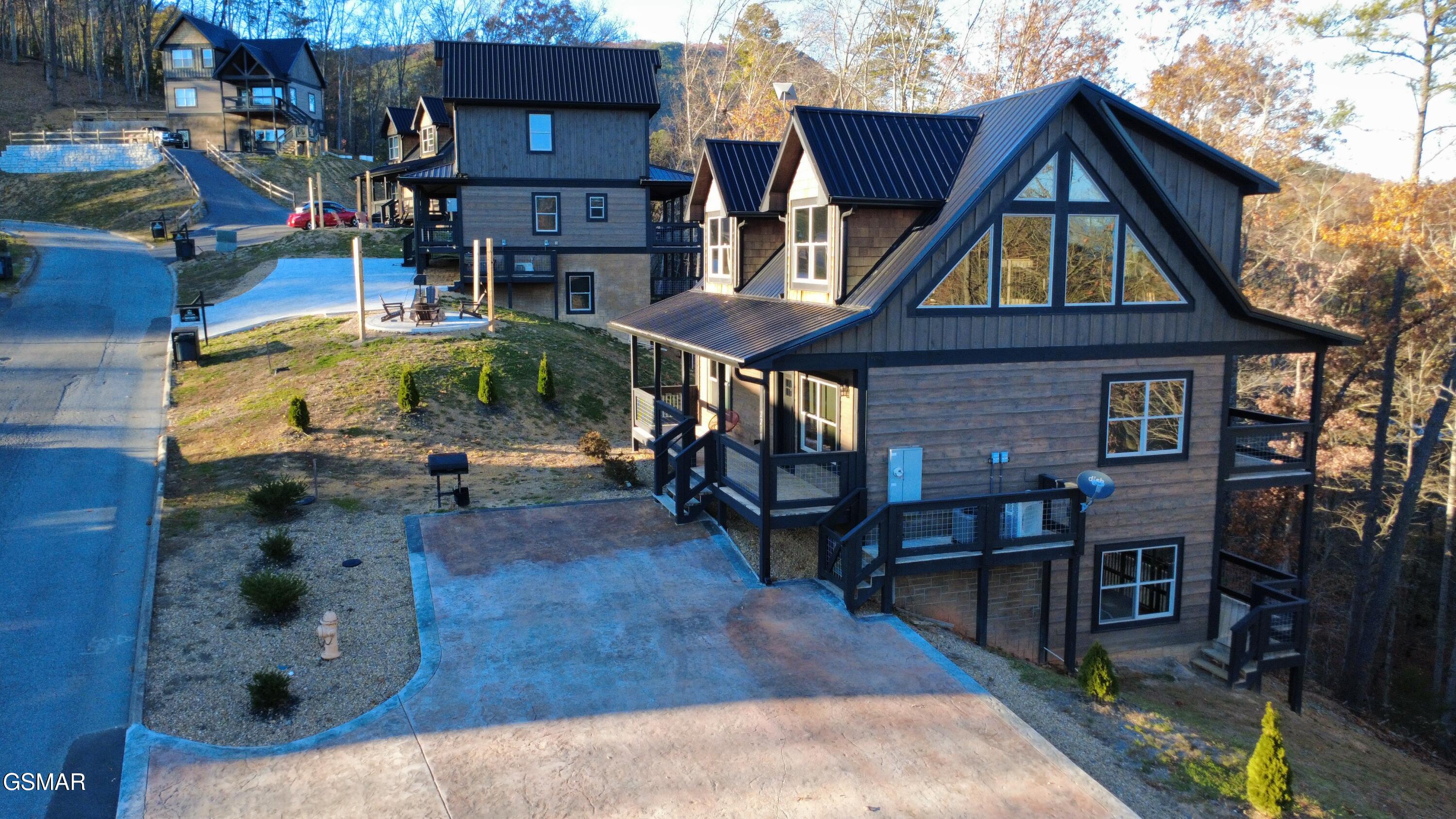 2218 Pinnacle Ridge Trail Sevierville TN 37876