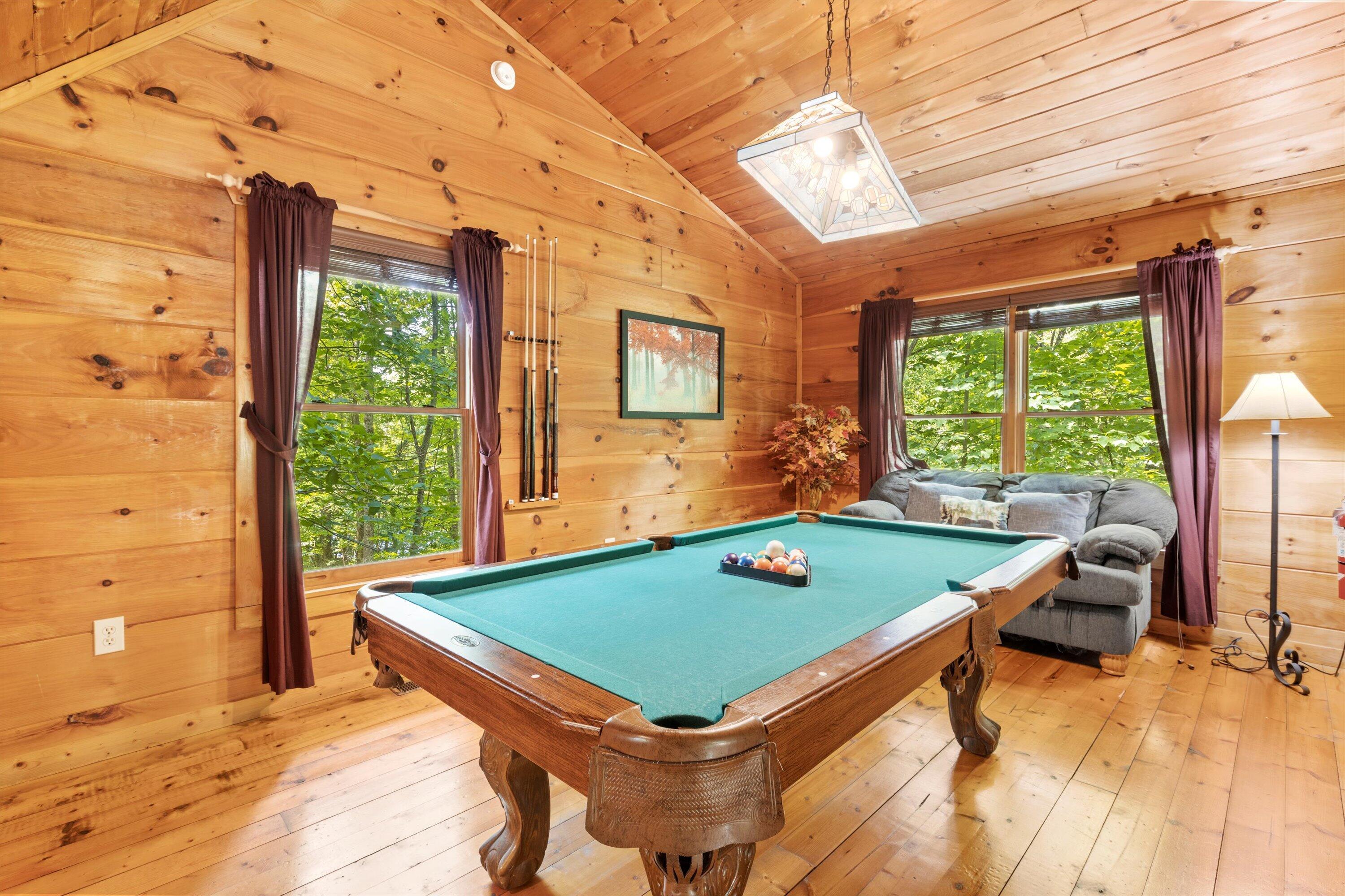 2457 N School House Gap Road Sevierville TN 37876