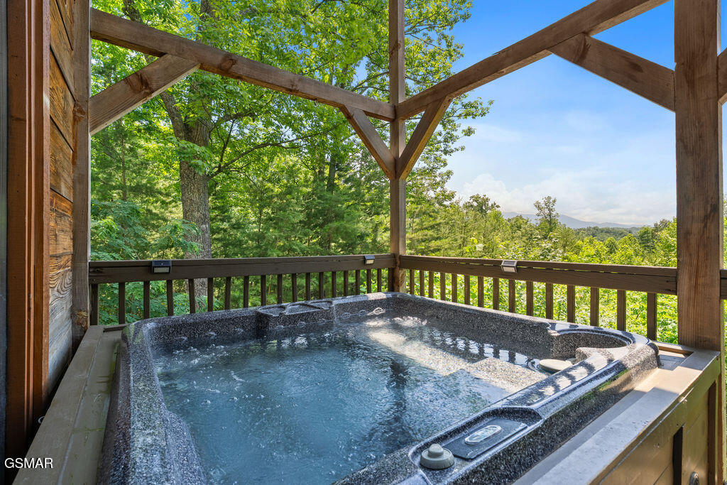 4225 Dollys Drive Sevierville TN 37876