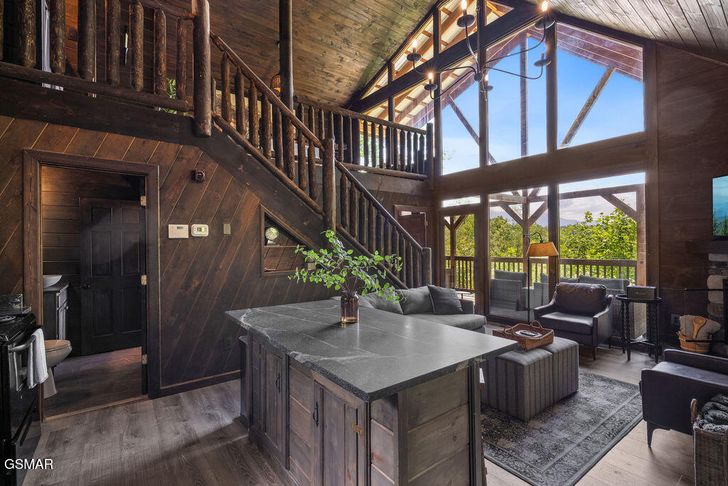 4225 Dollys Drive Sevierville TN 37876