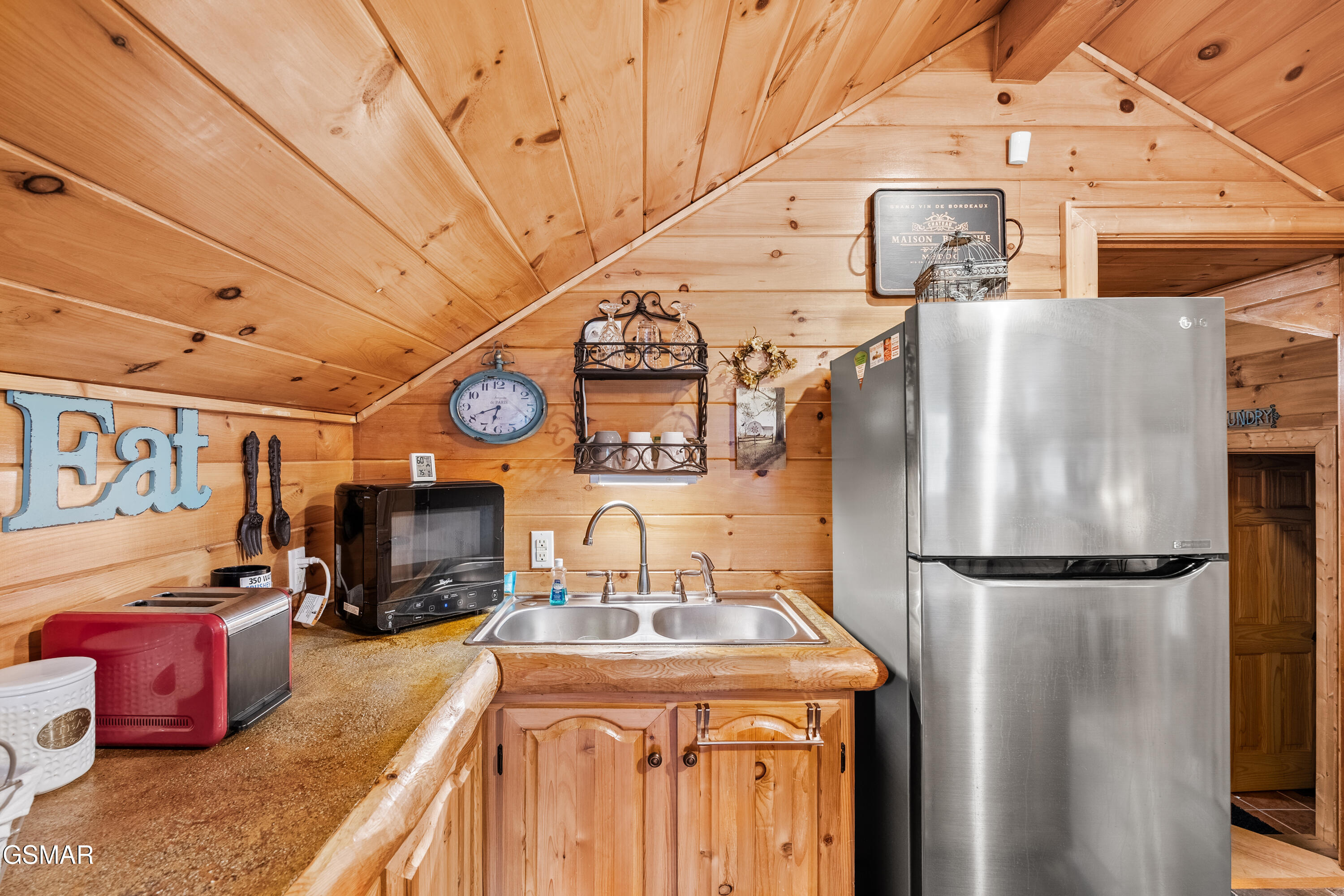 2803 Mary Ridge Farm Road Sevierville TN 37862