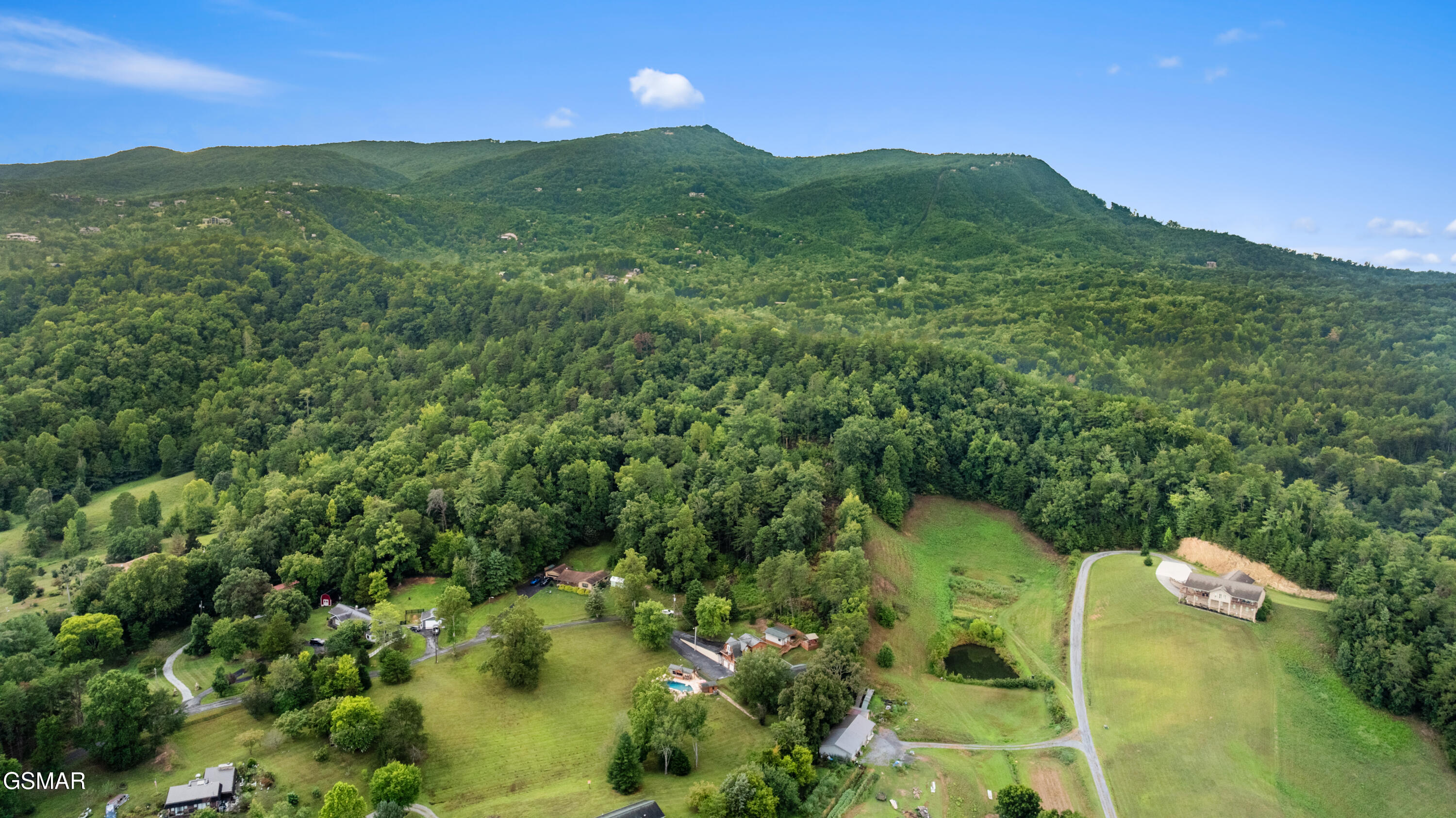 2803 Mary Ridge Farm Road Sevierville TN 37862