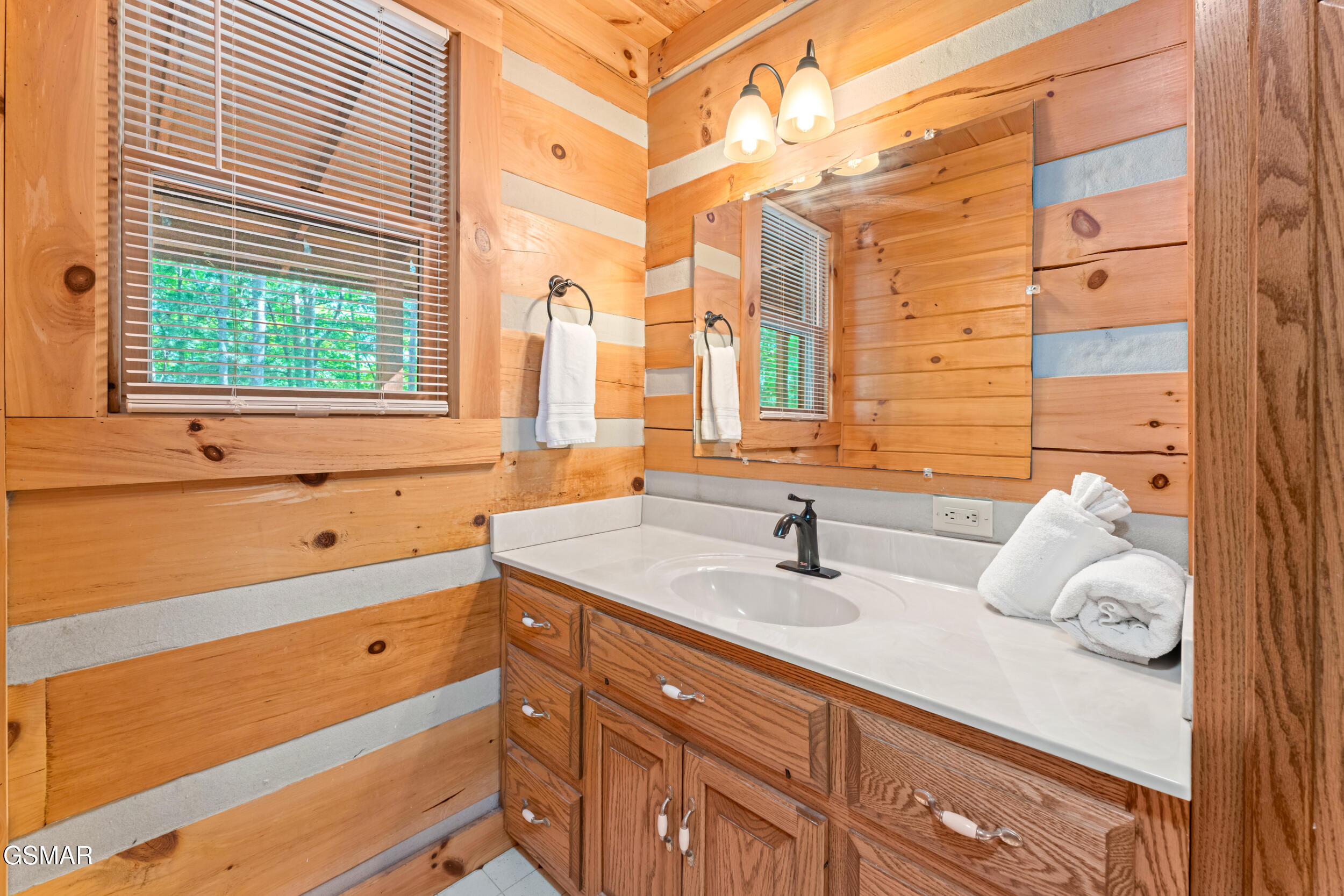 560 Thissa Way Gatlinburg TN 37738