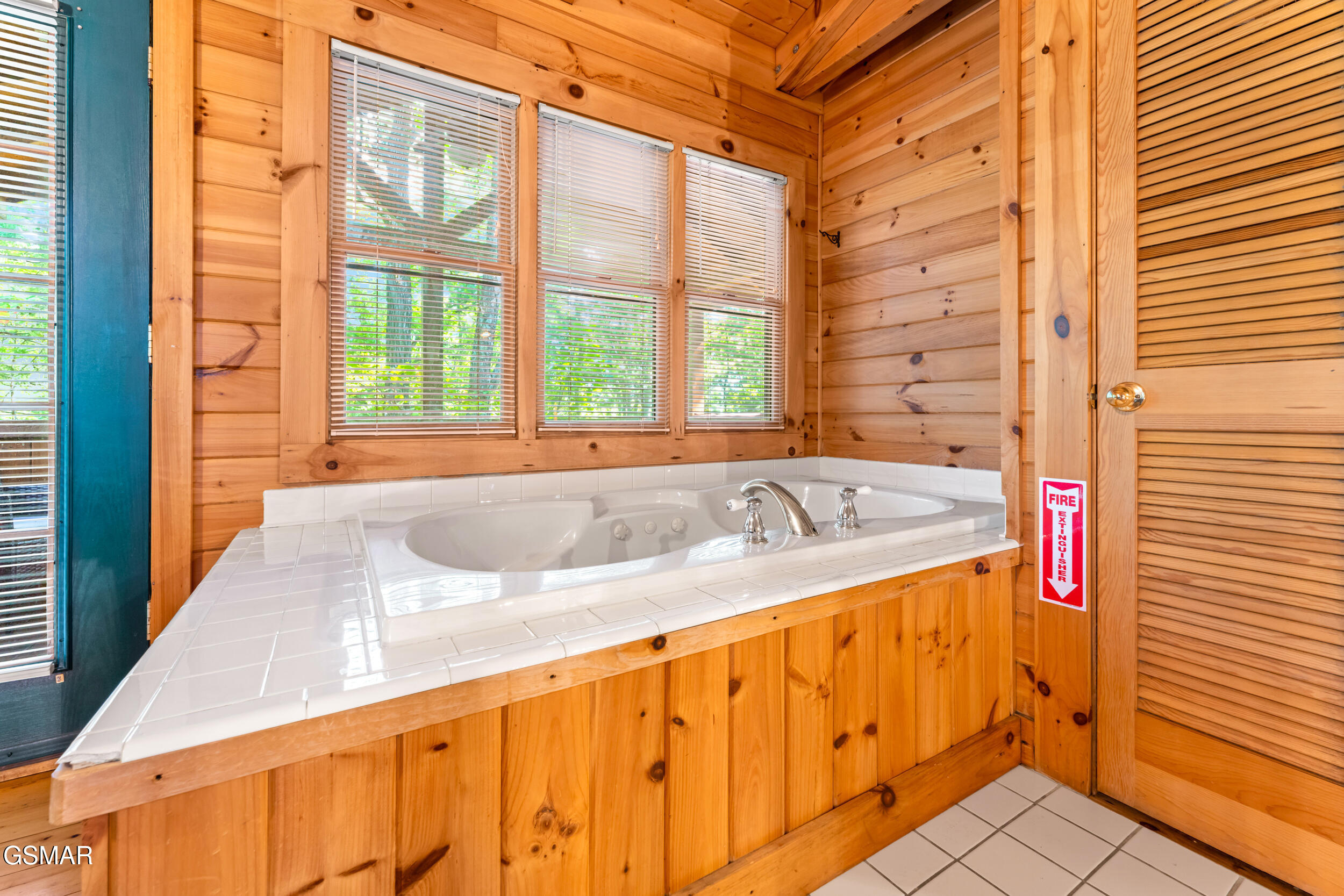 560 Thissa Way Gatlinburg TN 37738