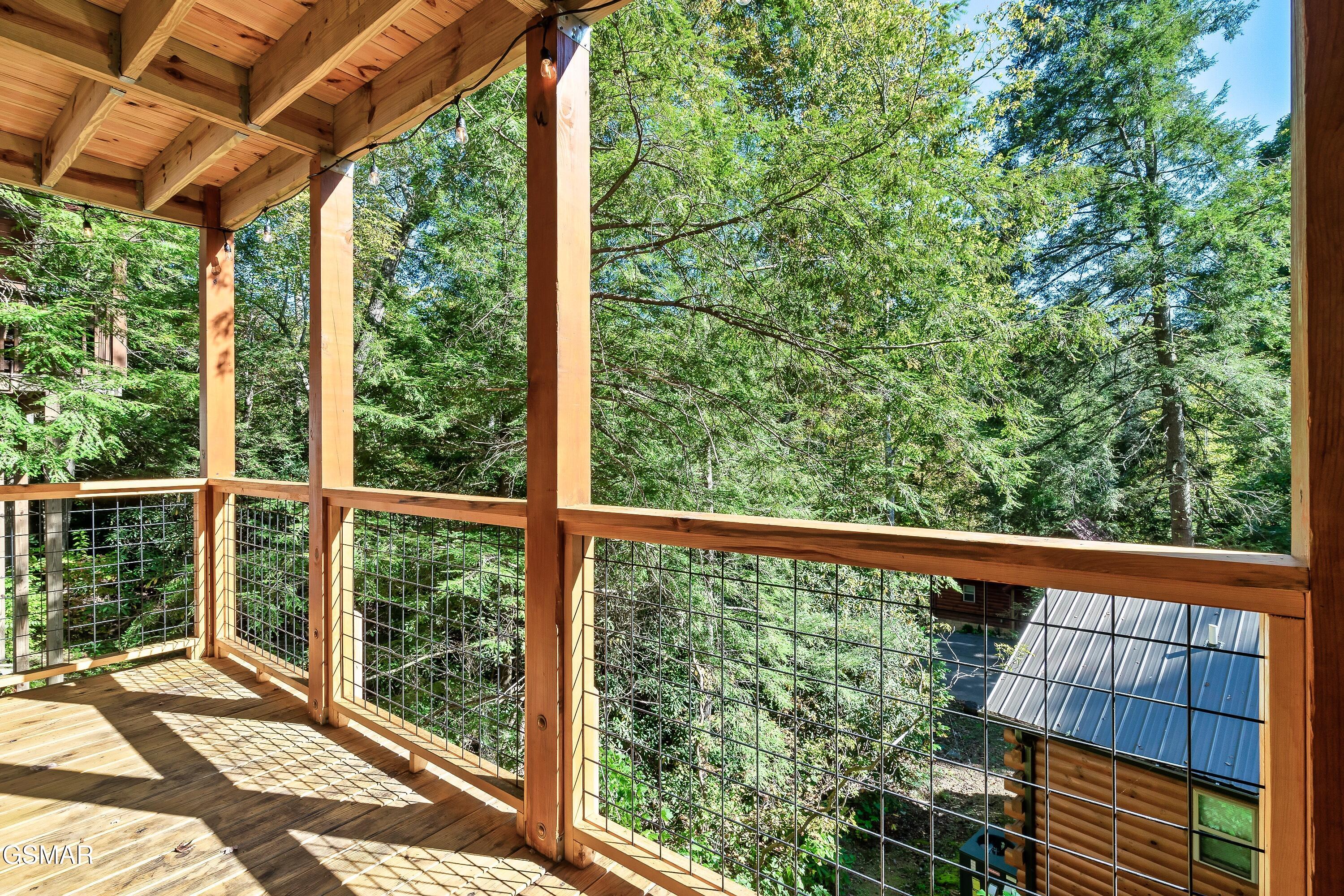 1633 Misty Hollow Way Gatlinburg TN 37738