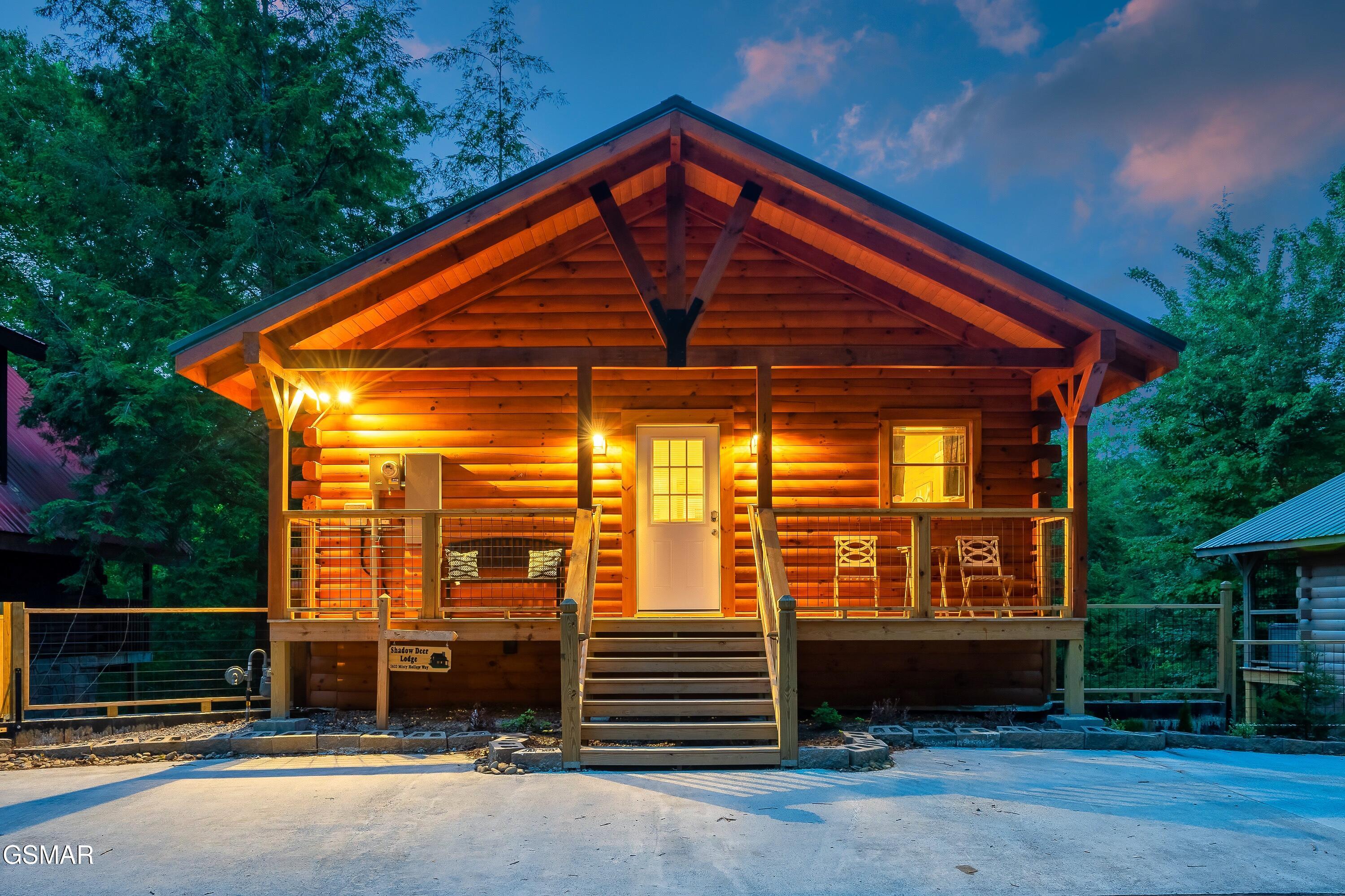 1633 Misty Hollow Way Gatlinburg TN 37738