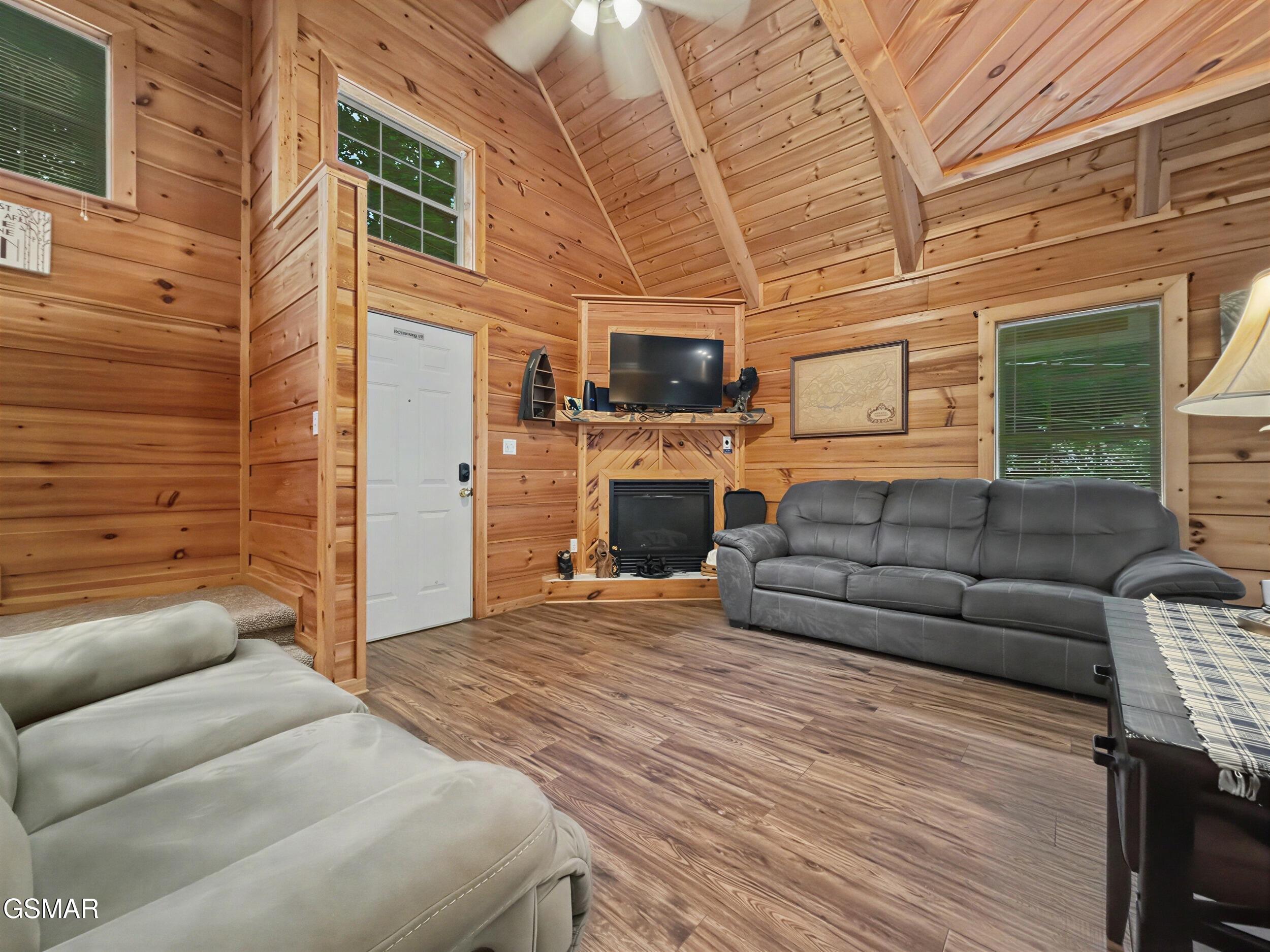 626 Morning Mist Way Gatlinburg TN 37738