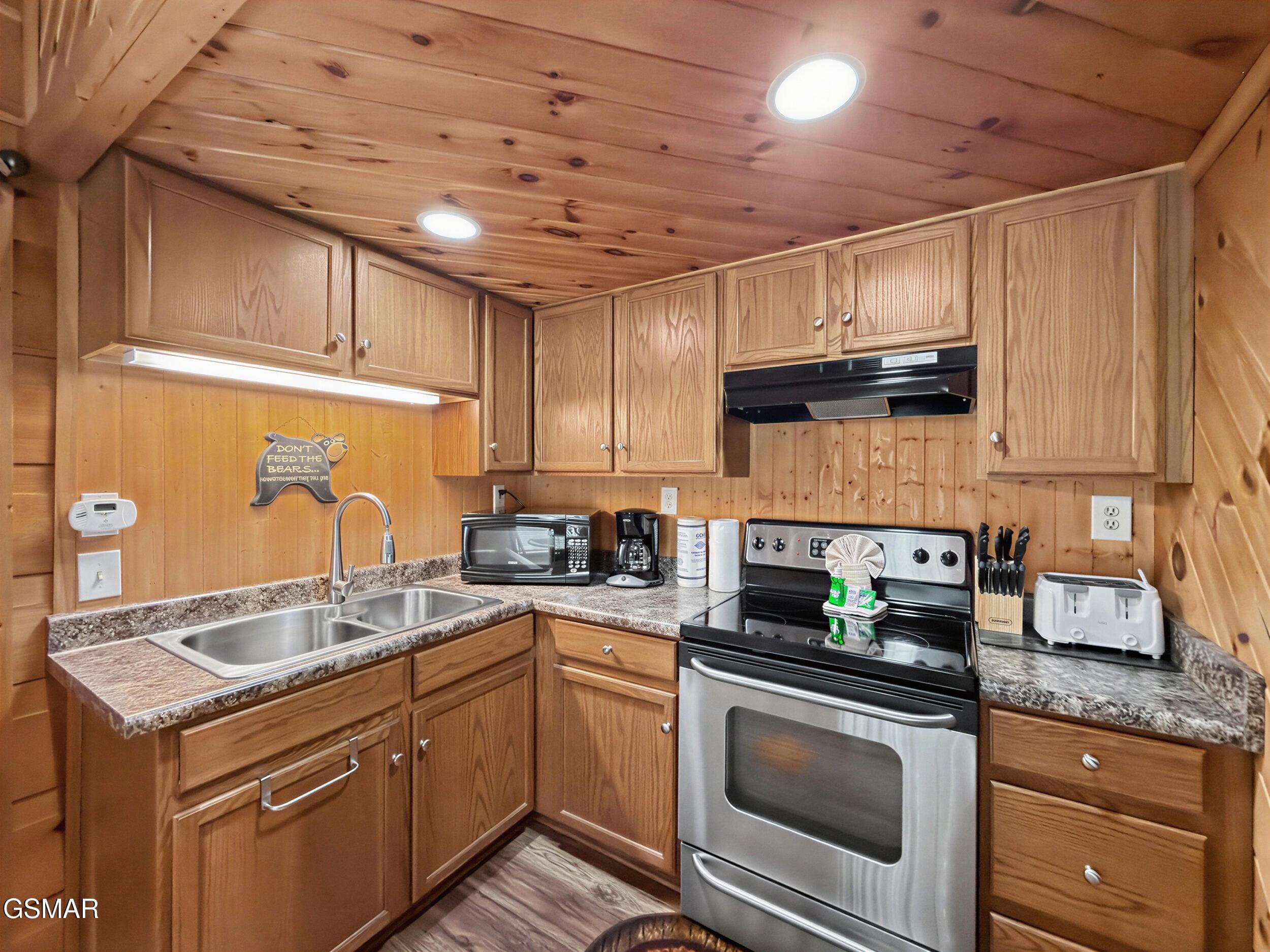 626 Morning Mist Way Gatlinburg TN 37738