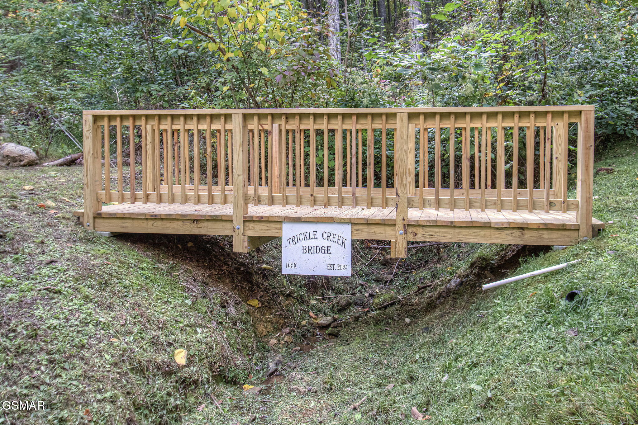 2423 Paradise Falls Way Sevierville TN 37862