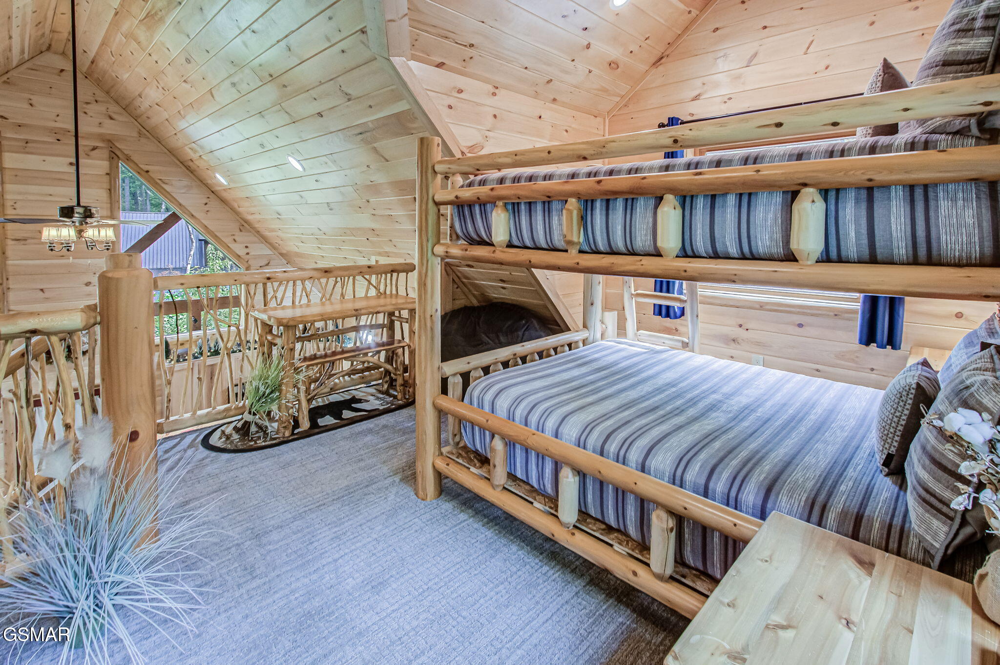 2423 Paradise Falls Way Sevierville TN 37862