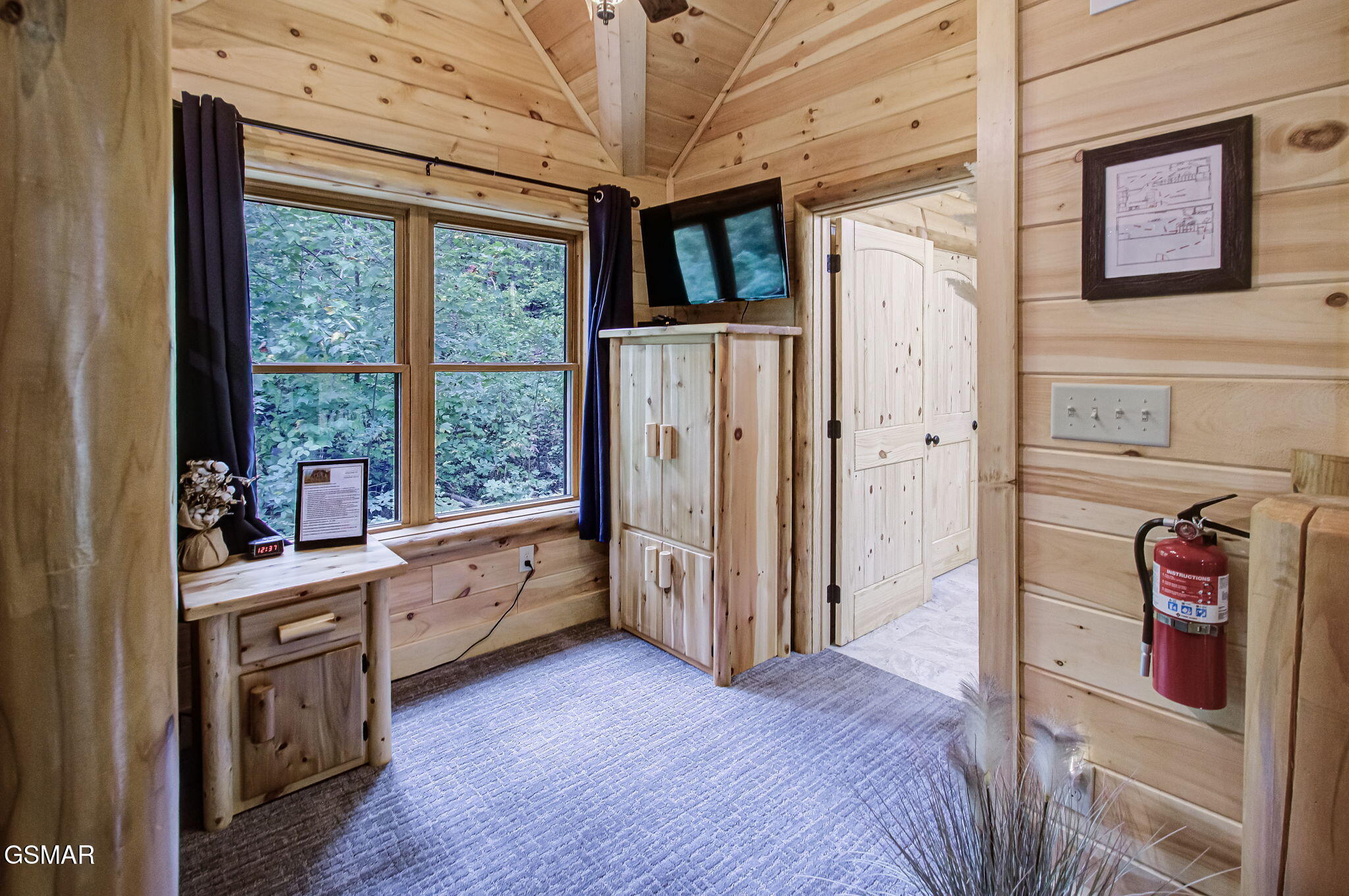 2423 Paradise Falls Way Sevierville TN 37862