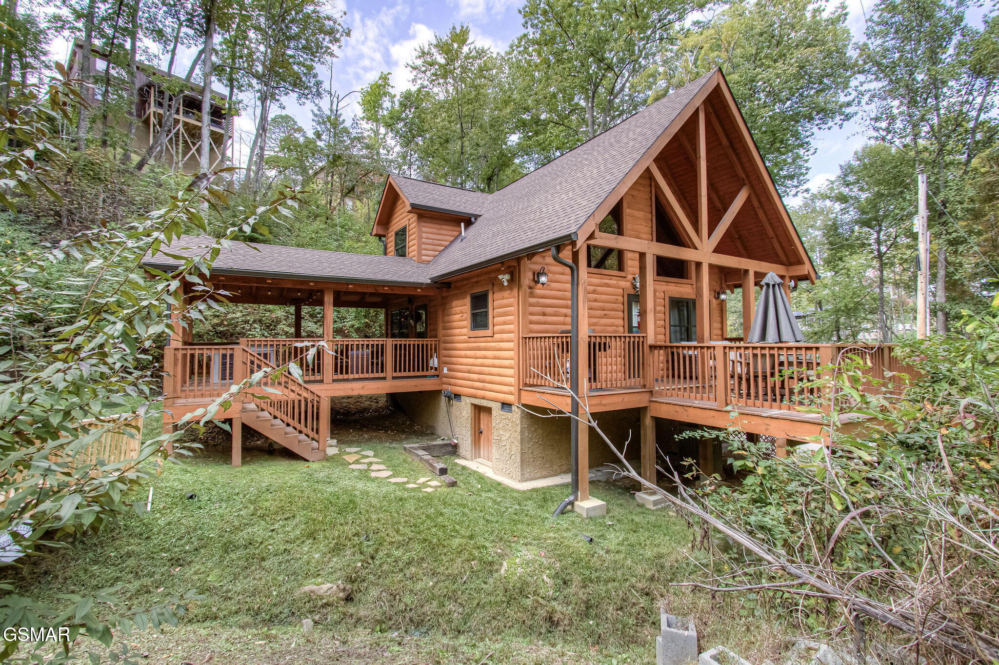 2423 Paradise Falls Way Sevierville TN 37862
