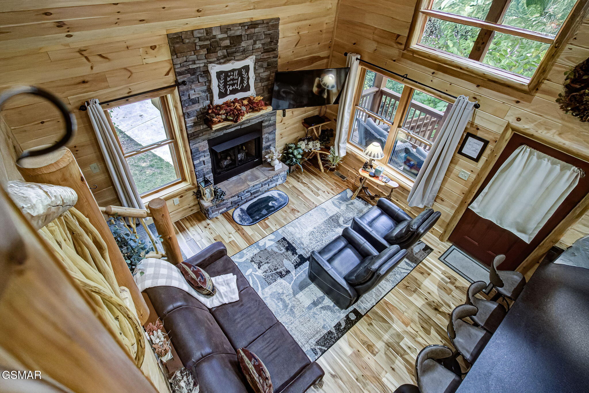 2423 Paradise Falls Way Sevierville TN 37862