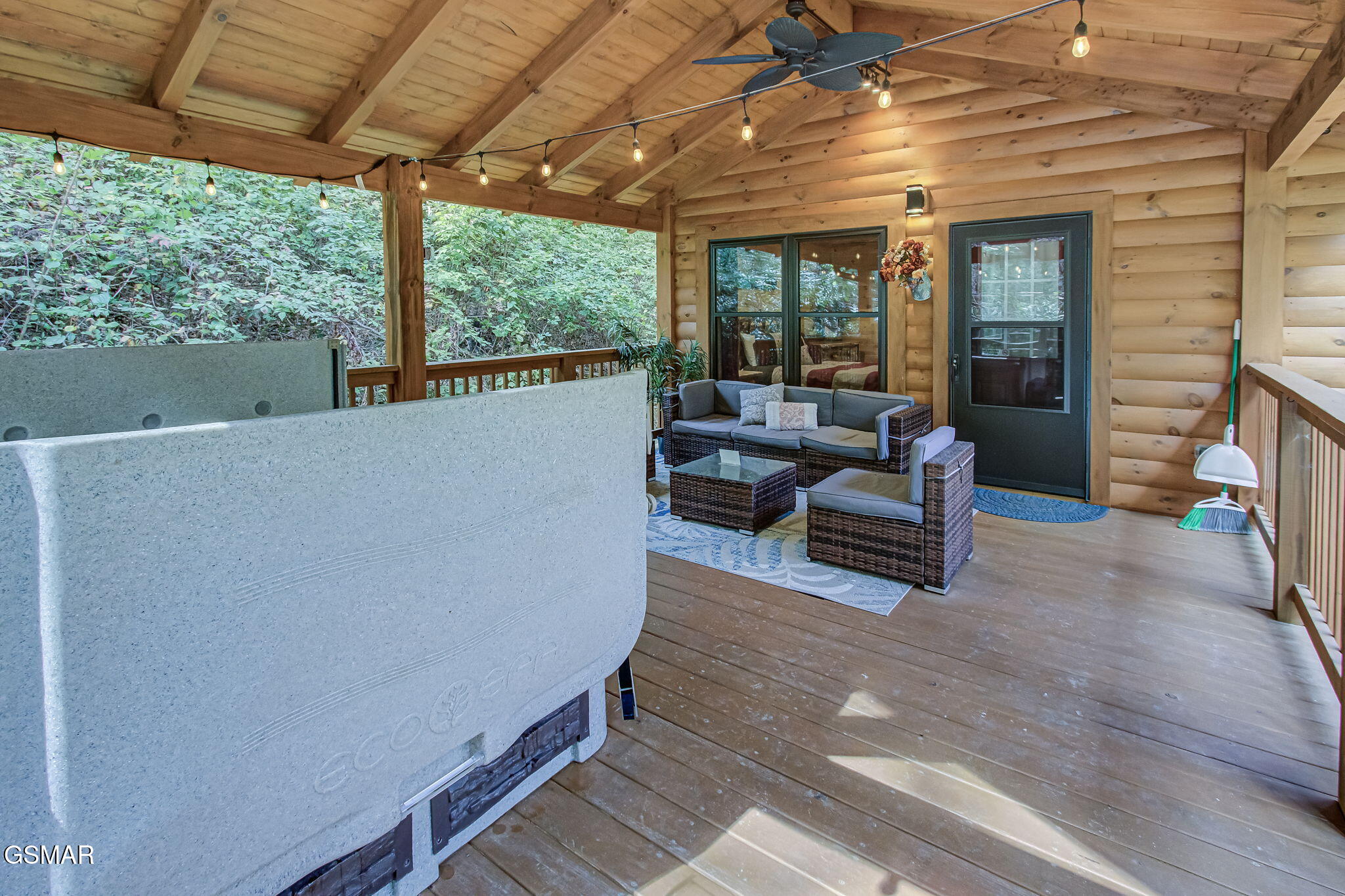 2423 Paradise Falls Way Sevierville TN 37862