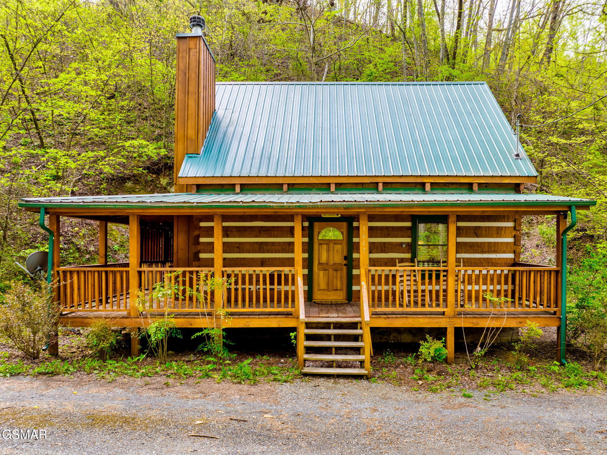 1647/1649 Bear Valley Road Sevierville TN 37876