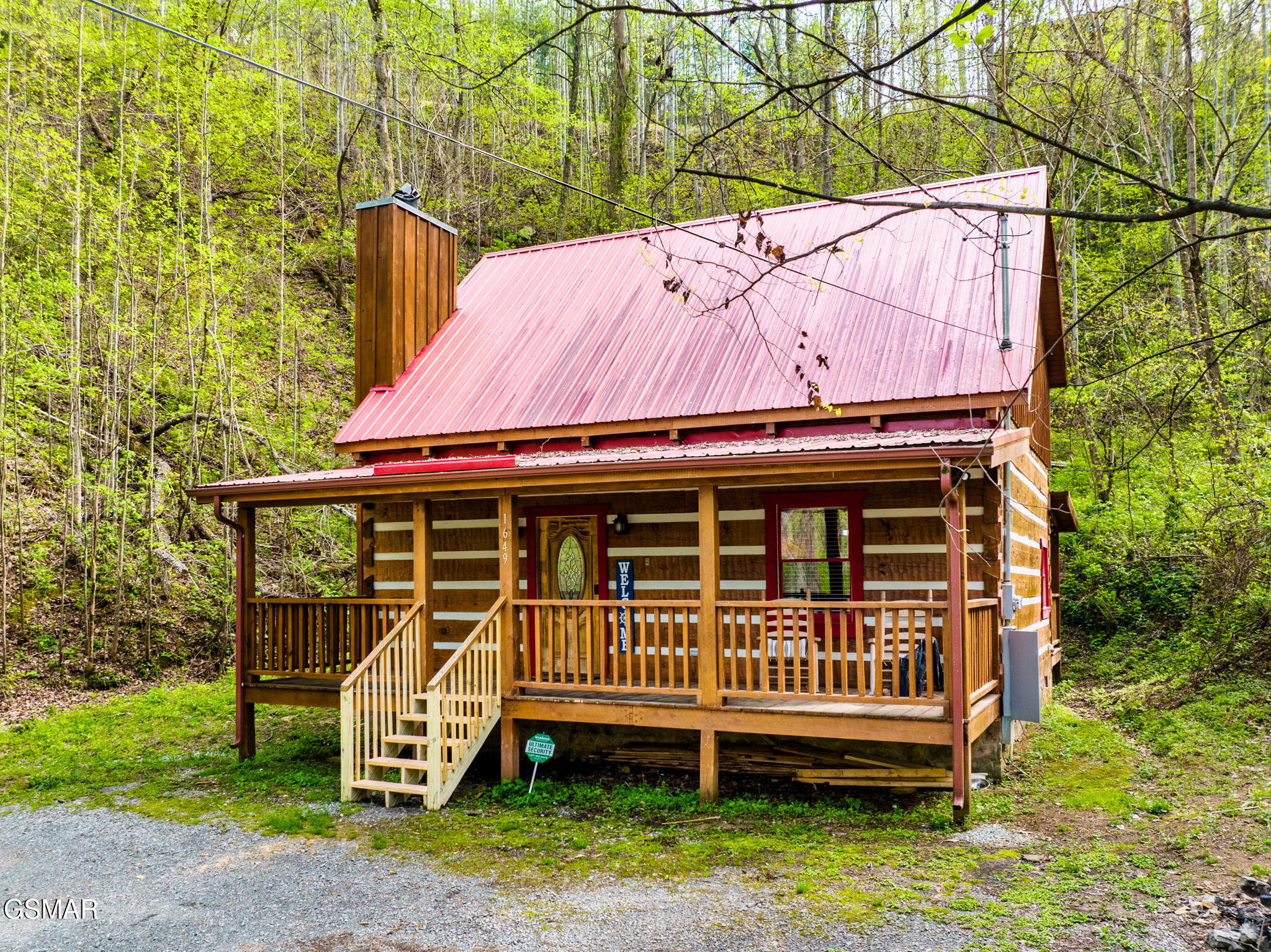 1647/1649 Bear Valley Road Sevierville TN 37876
