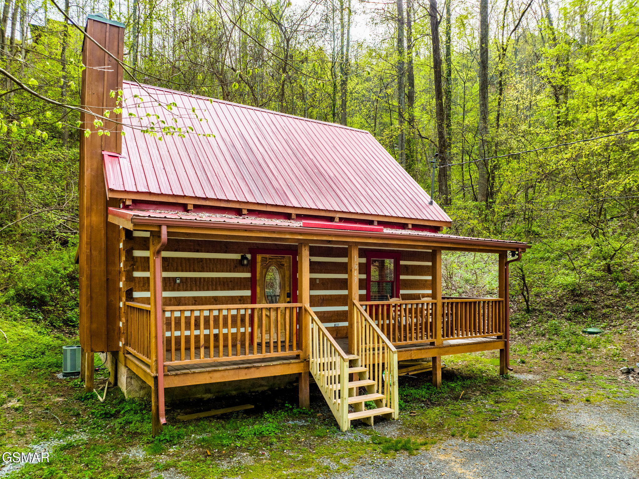 1647/1649 Bear Valley Road Sevierville TN 37876