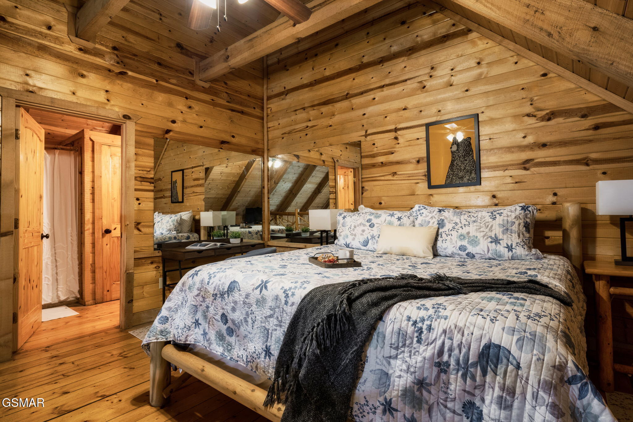 1647/1649 Bear Valley Road Sevierville TN 37876