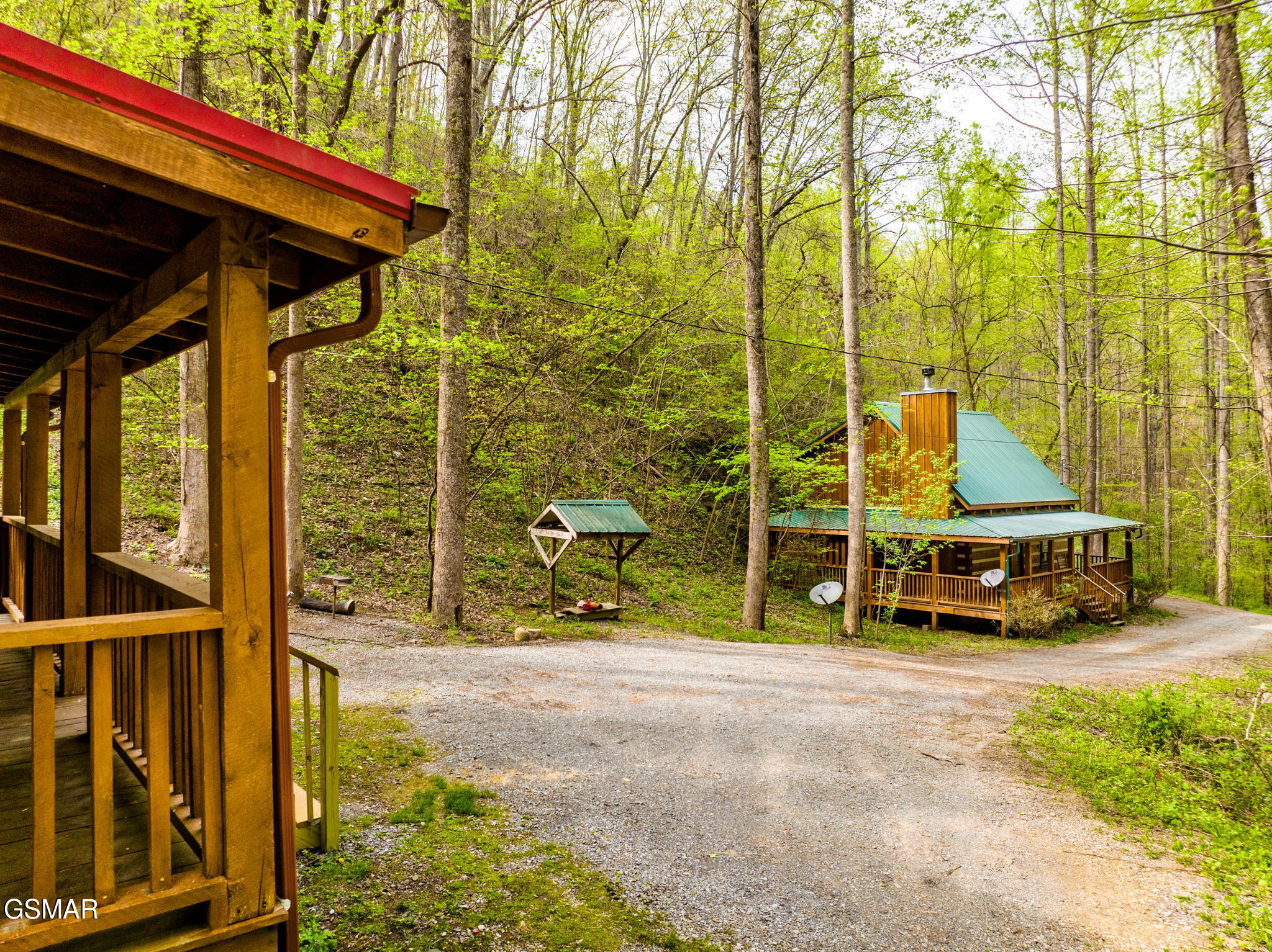 1647/1649 Bear Valley Road Sevierville TN 37876