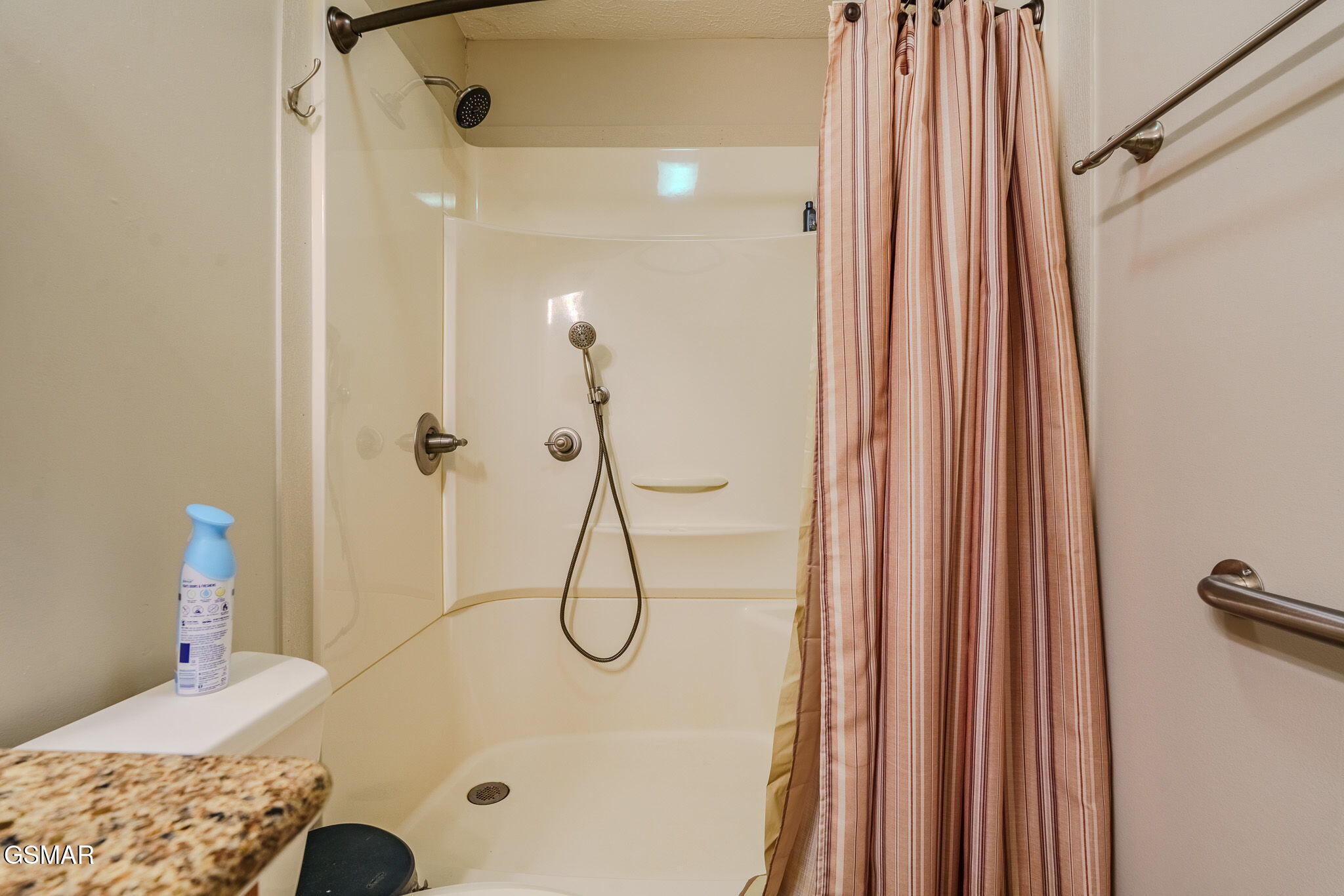 1501 Walt Price Road Sevierville TN 37876