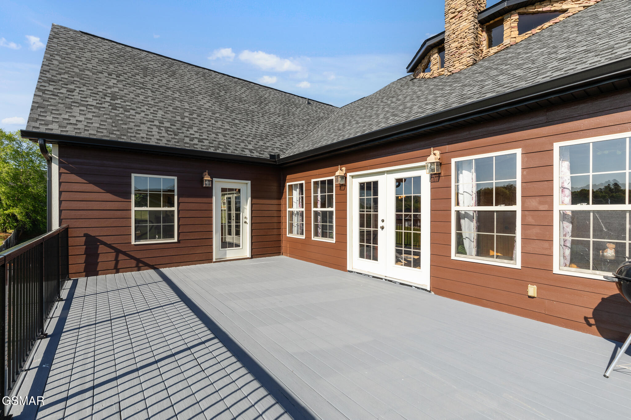 2869 Luther Catlett Circle Sevierville TN 37876
