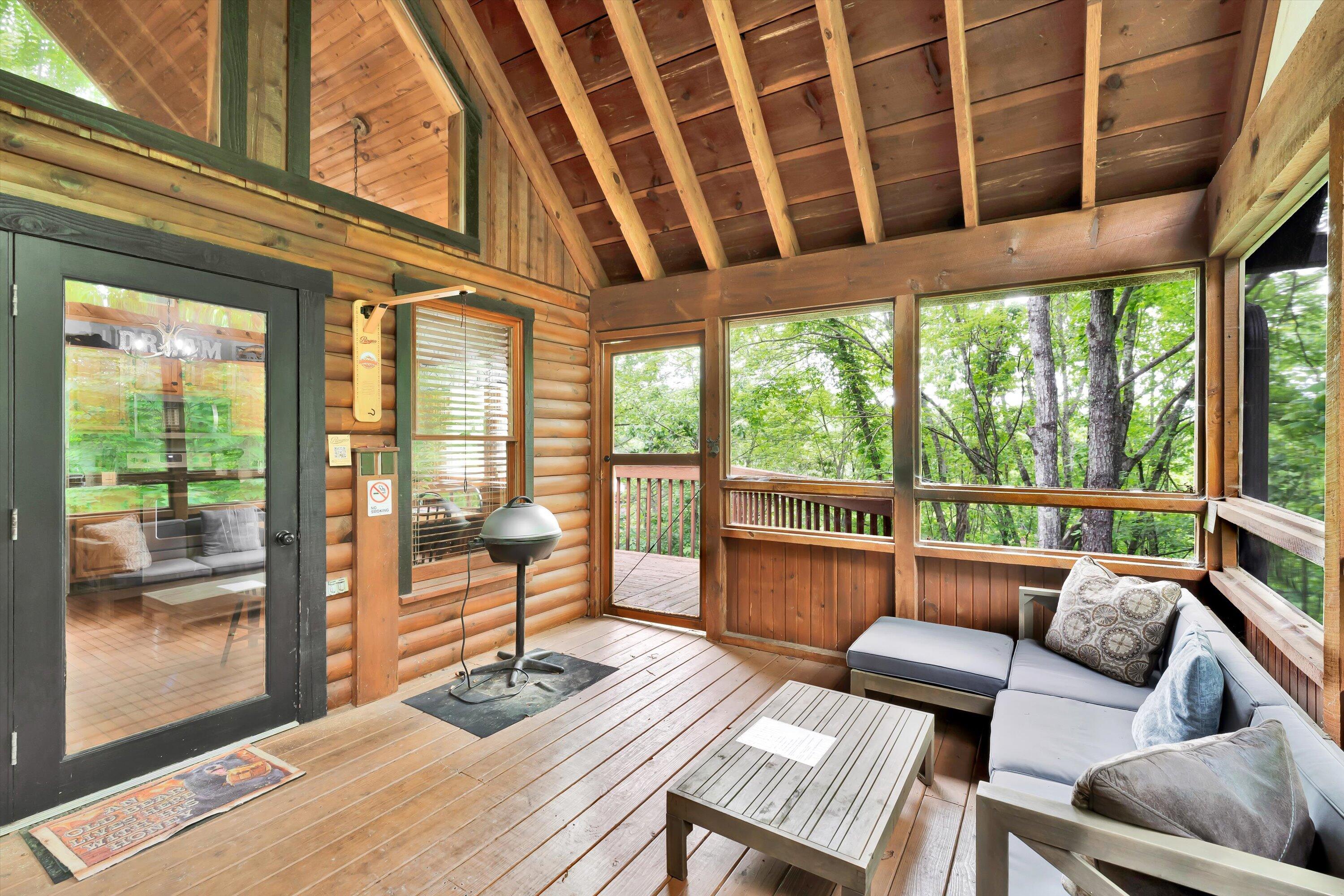 1748 Ridgecrest Drive Sevierville TN 37876