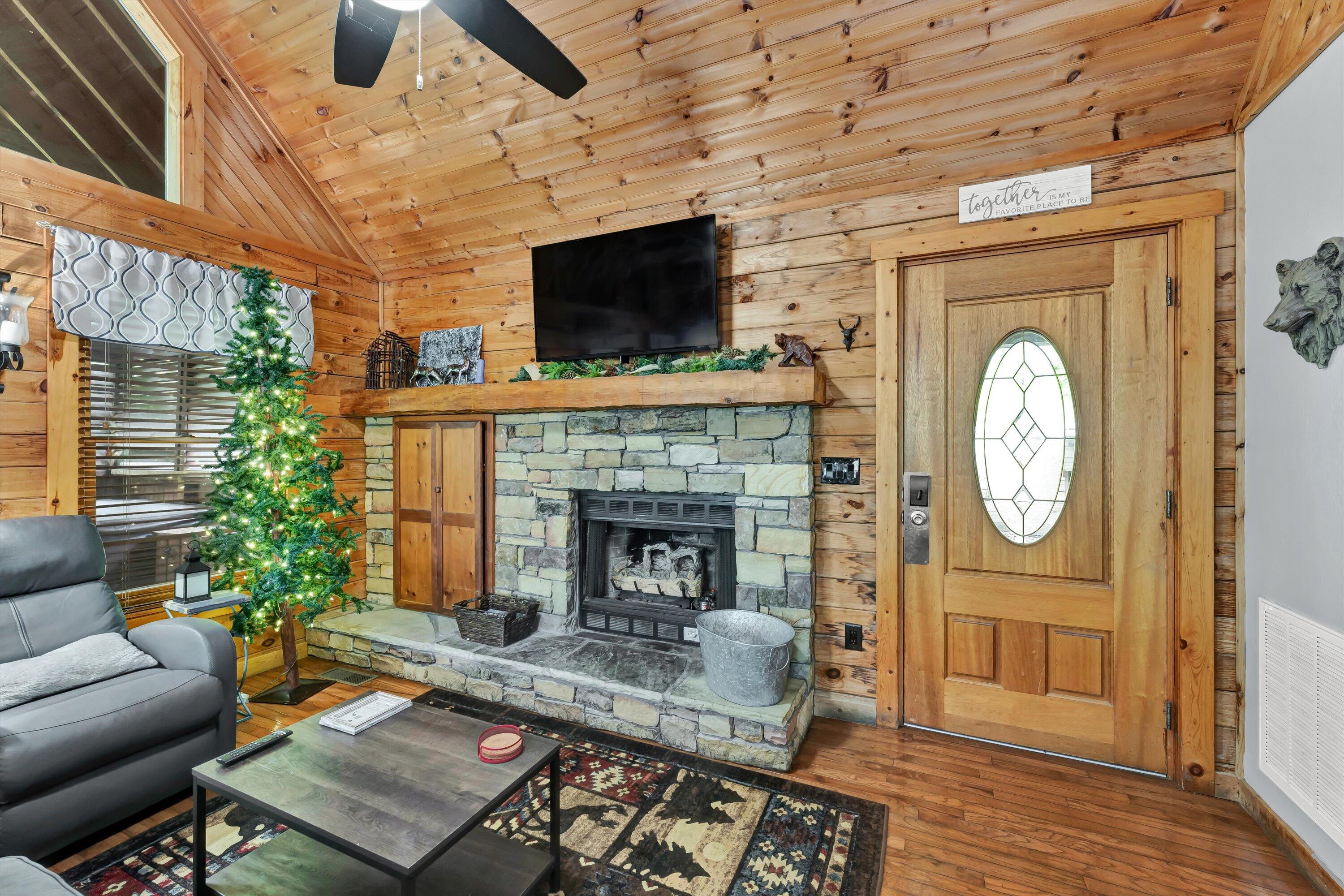 1748 Ridgecrest Drive Sevierville TN 37876