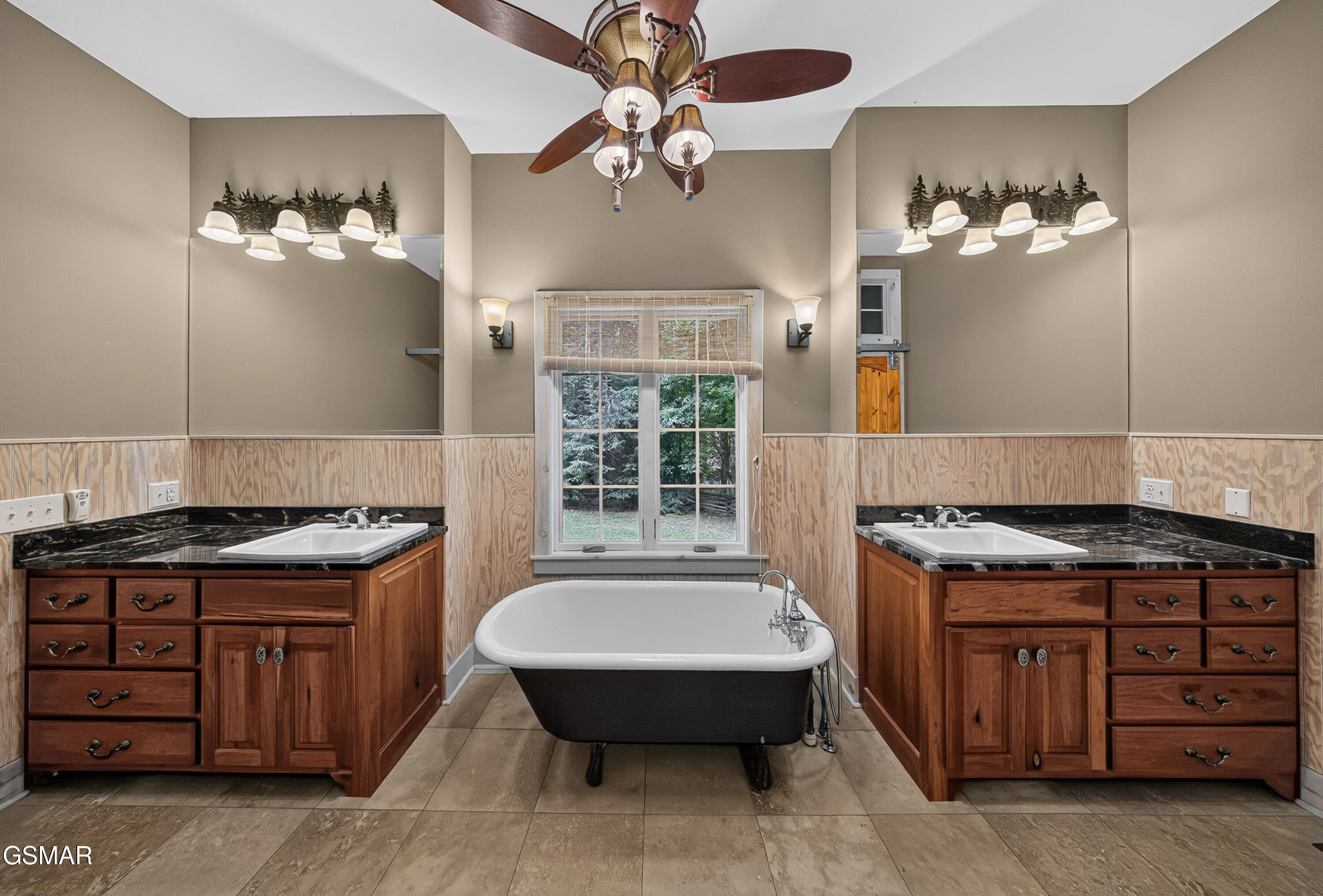 2344 Thunder Mountain Road Sevierville TN 37862