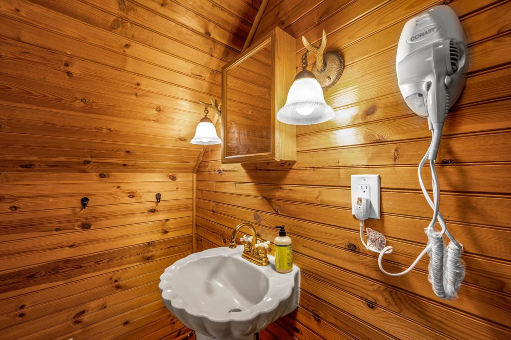 116 Mountain Retreat Road Townsend TN 37882