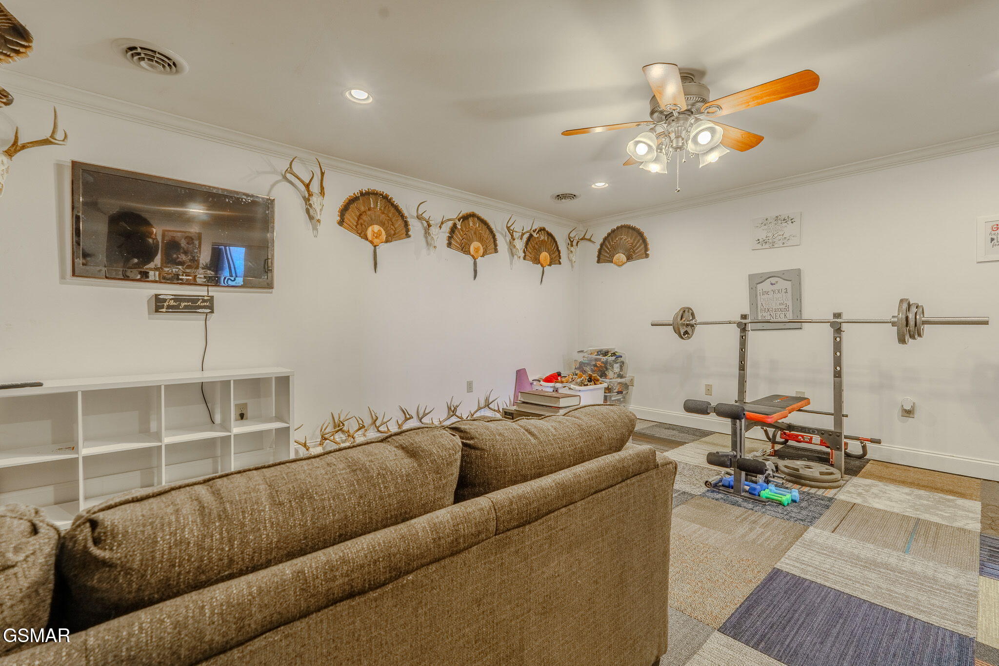 1463 River Run Circle Sevierville TN 37876