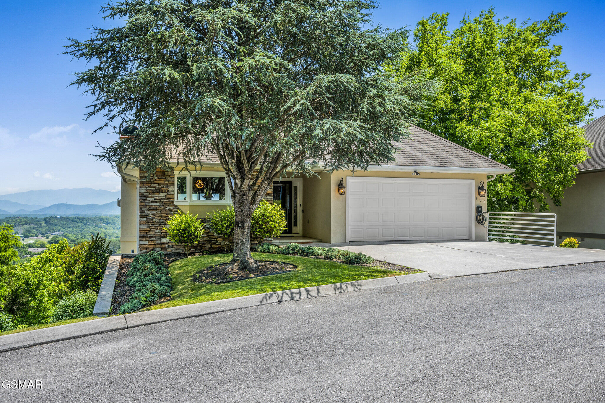 450 Maggie Mack Lane Sevierville TN 37862