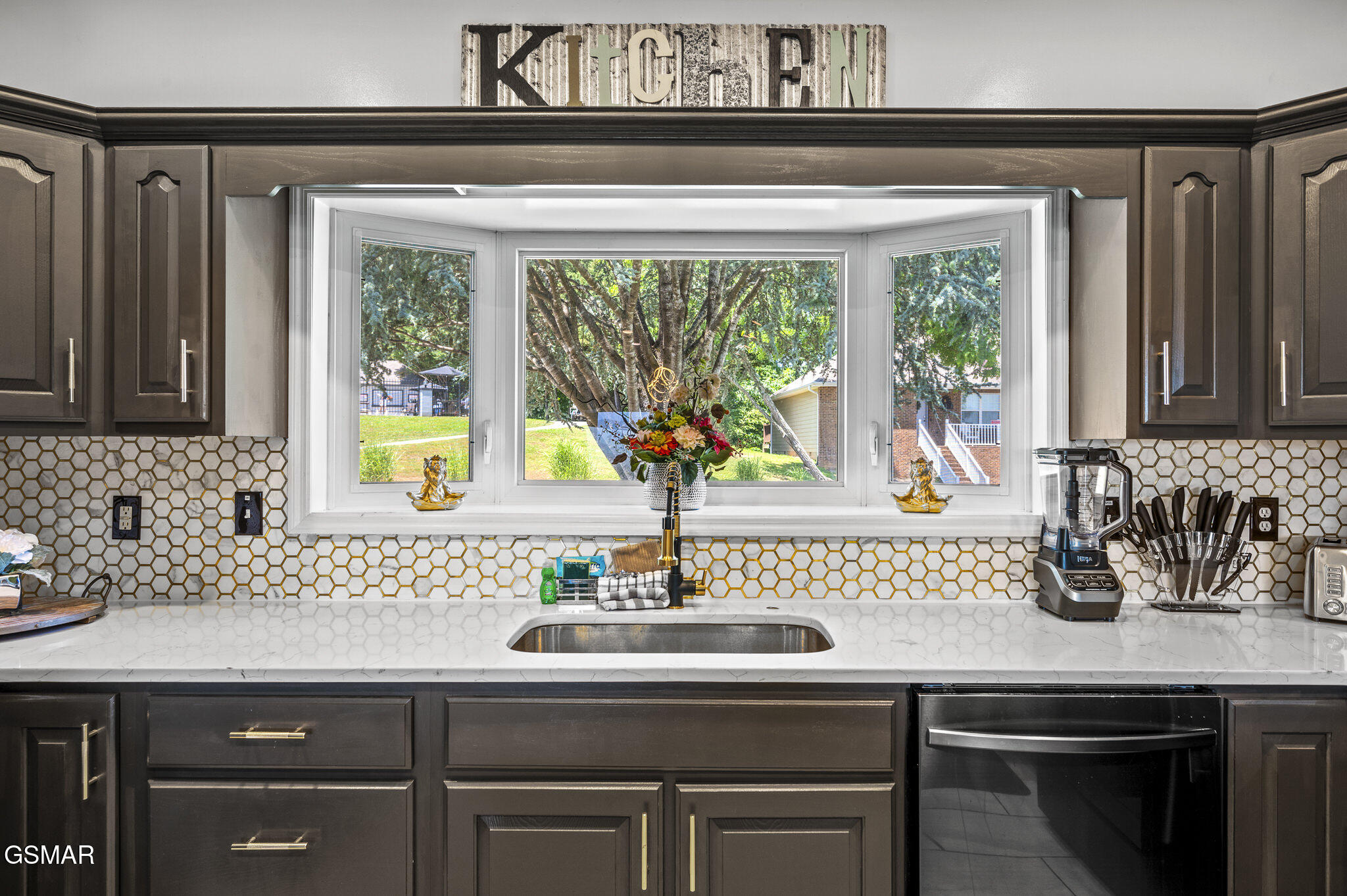 450 Maggie Mack Lane Sevierville TN 37862