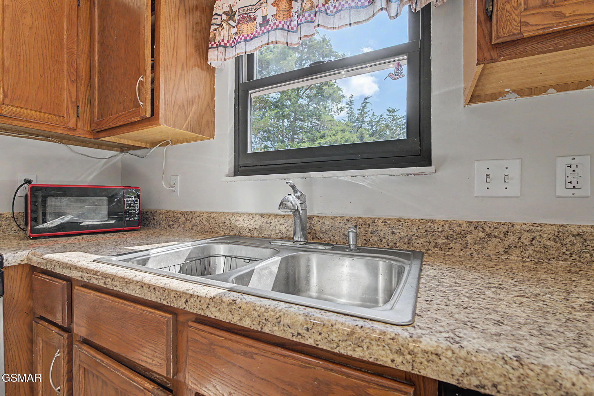 4246 Meadow Circle Kodak TN 37764