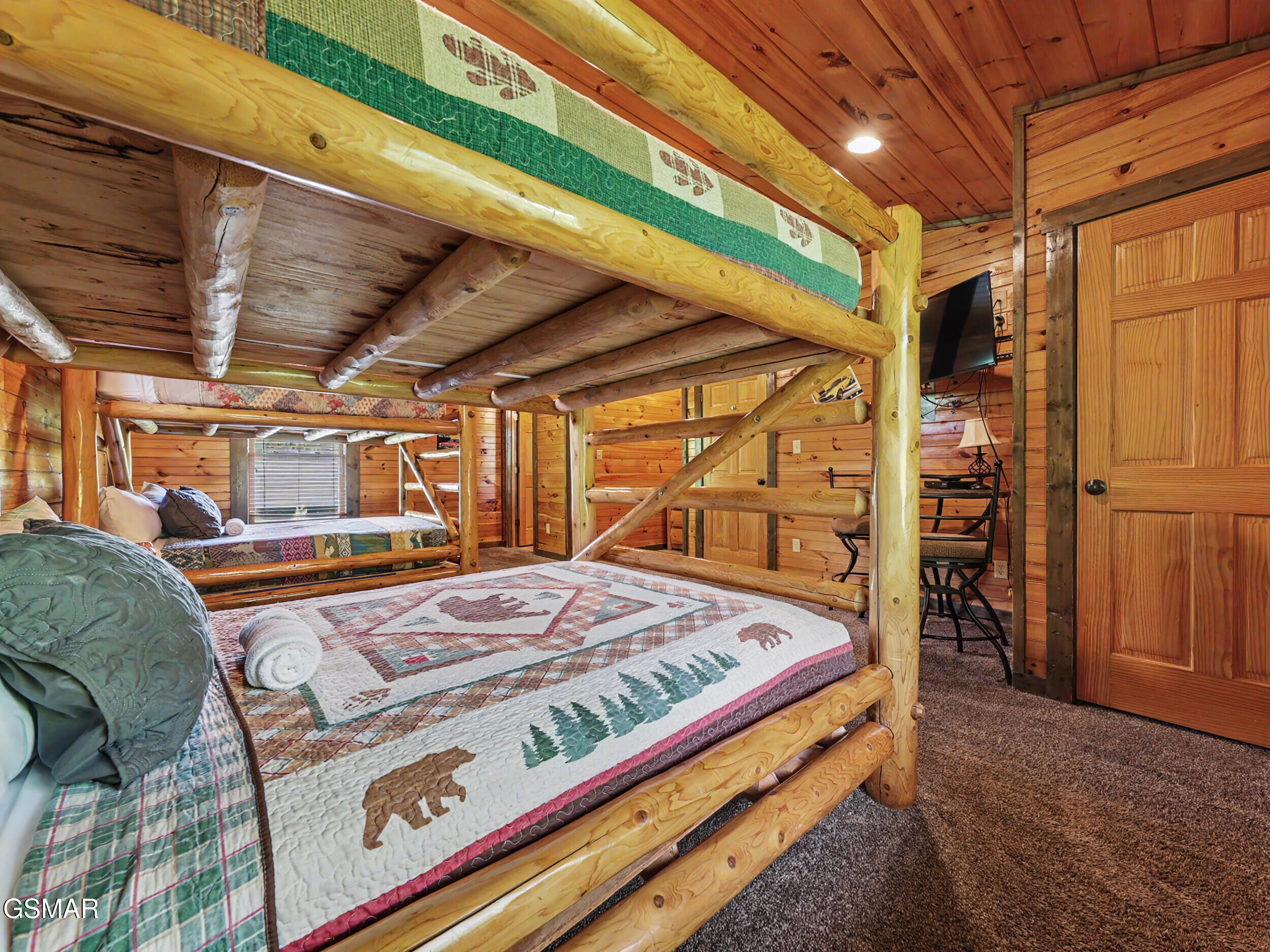 831 Spirit Loop Way Gatlinburg TN 37738