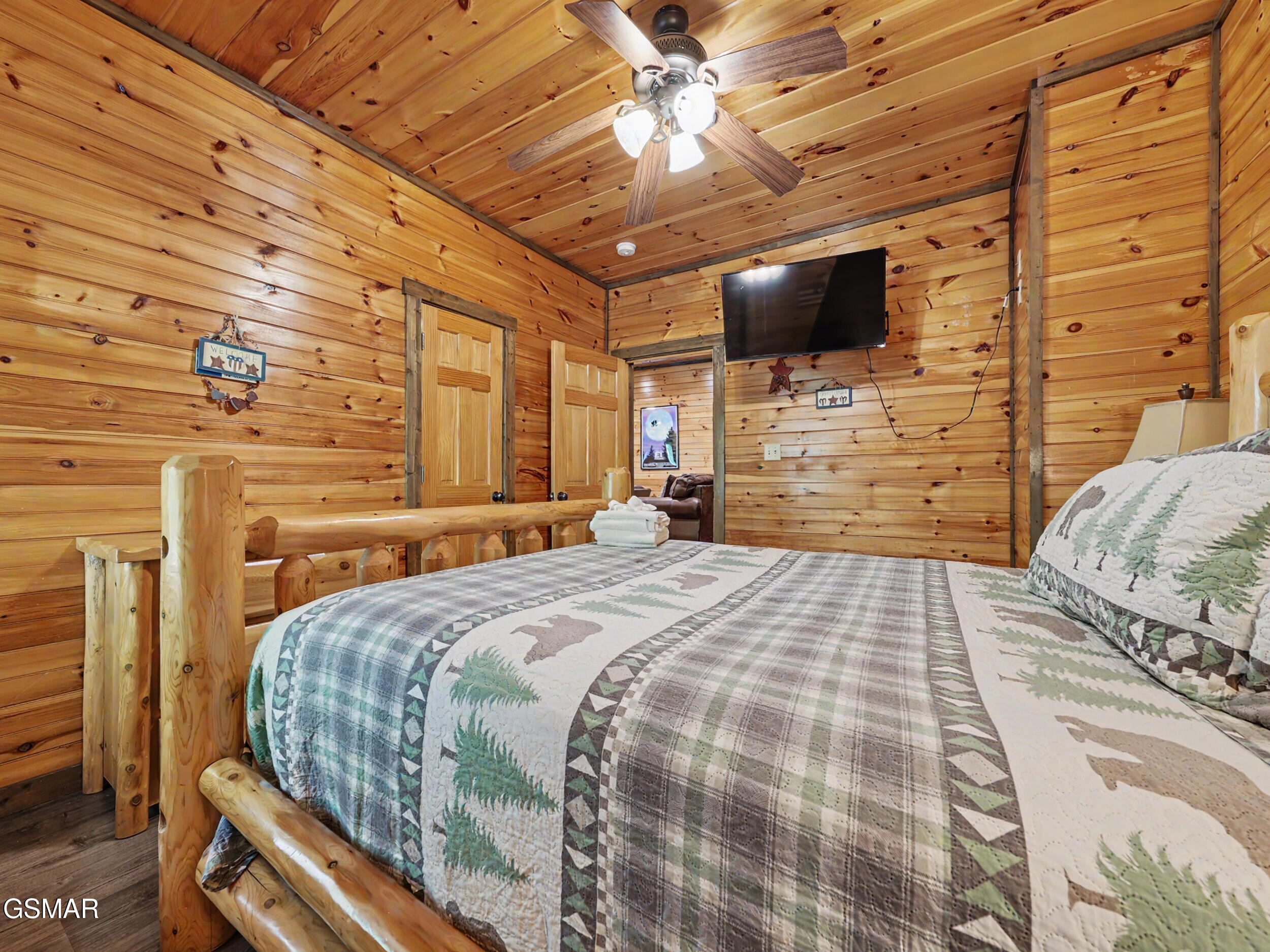 831 Spirit Loop Way Gatlinburg TN 37738