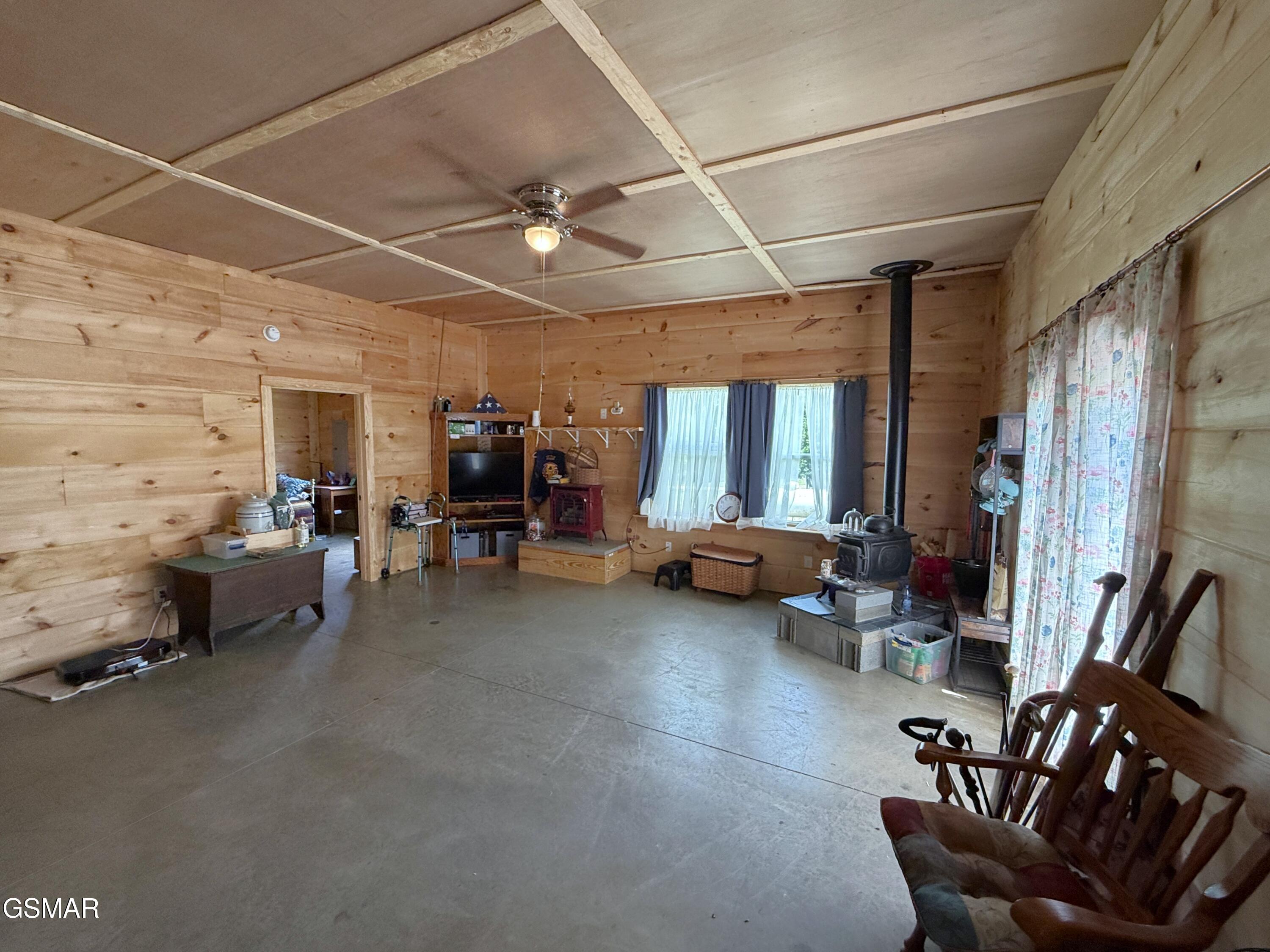 1910 Seaton Road Greeneville TN 37743