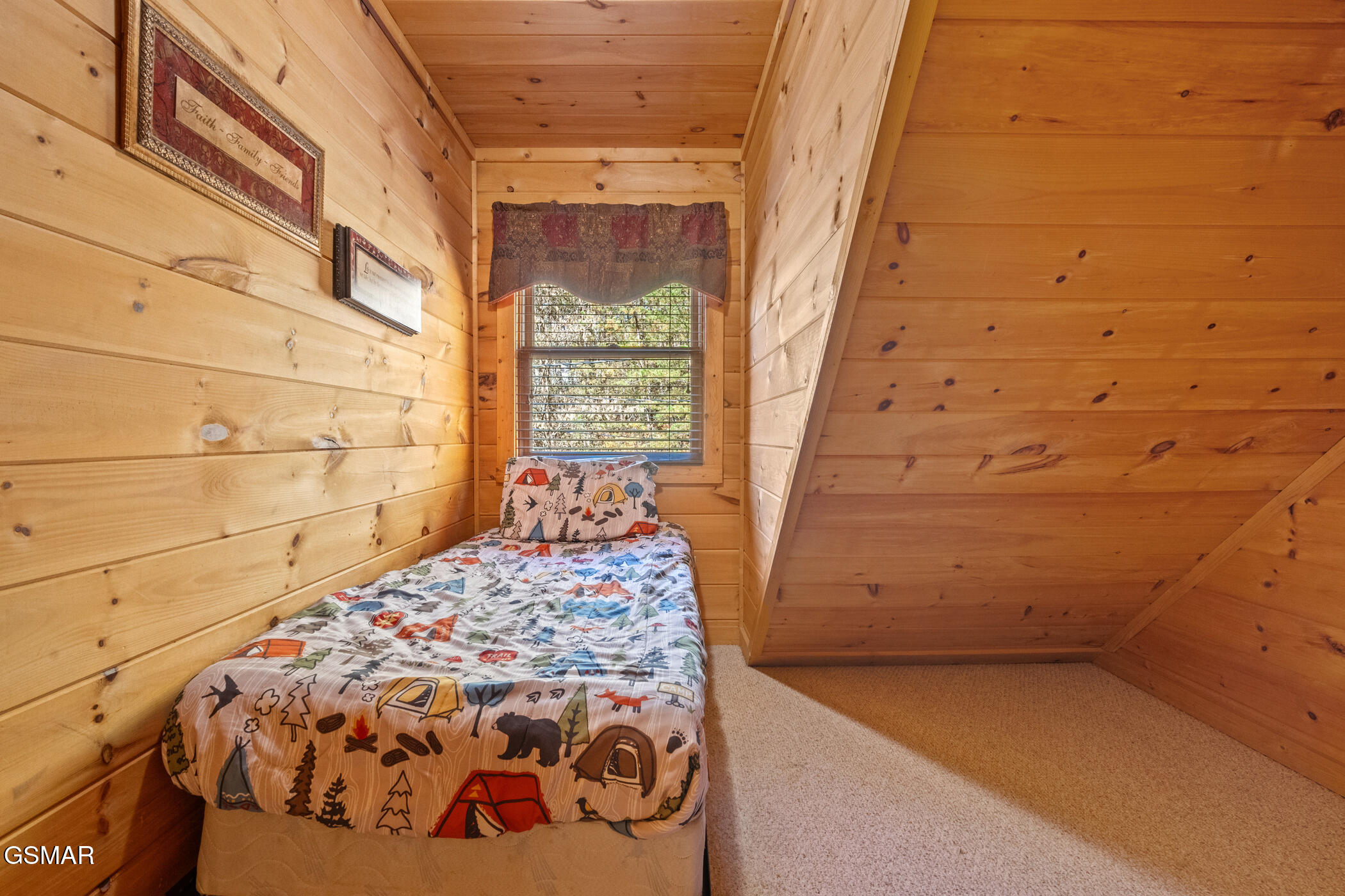 448 Silver Maple Lane Gatlinburg TN 37738