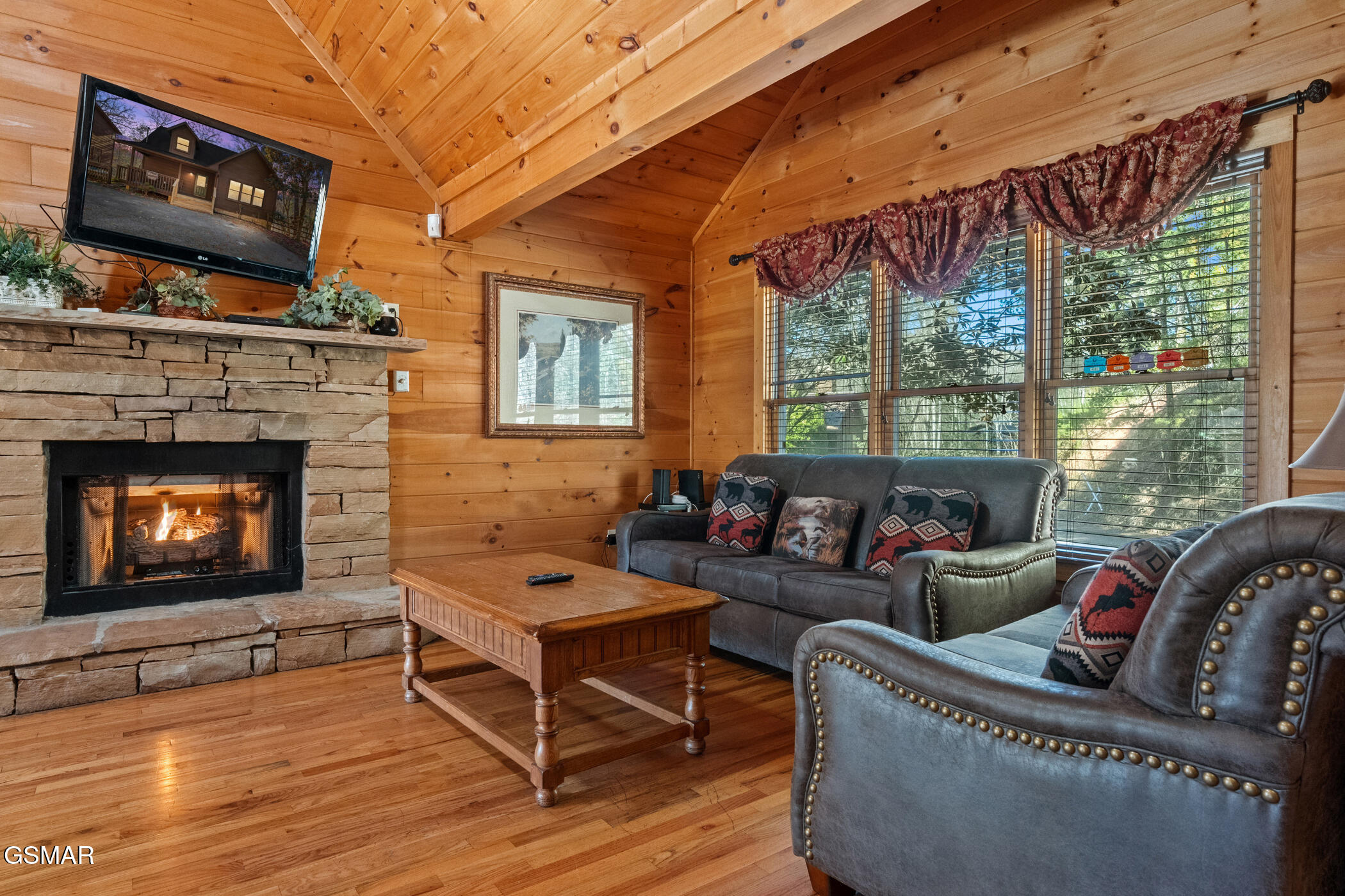 448 Silver Maple Lane Gatlinburg TN 37738