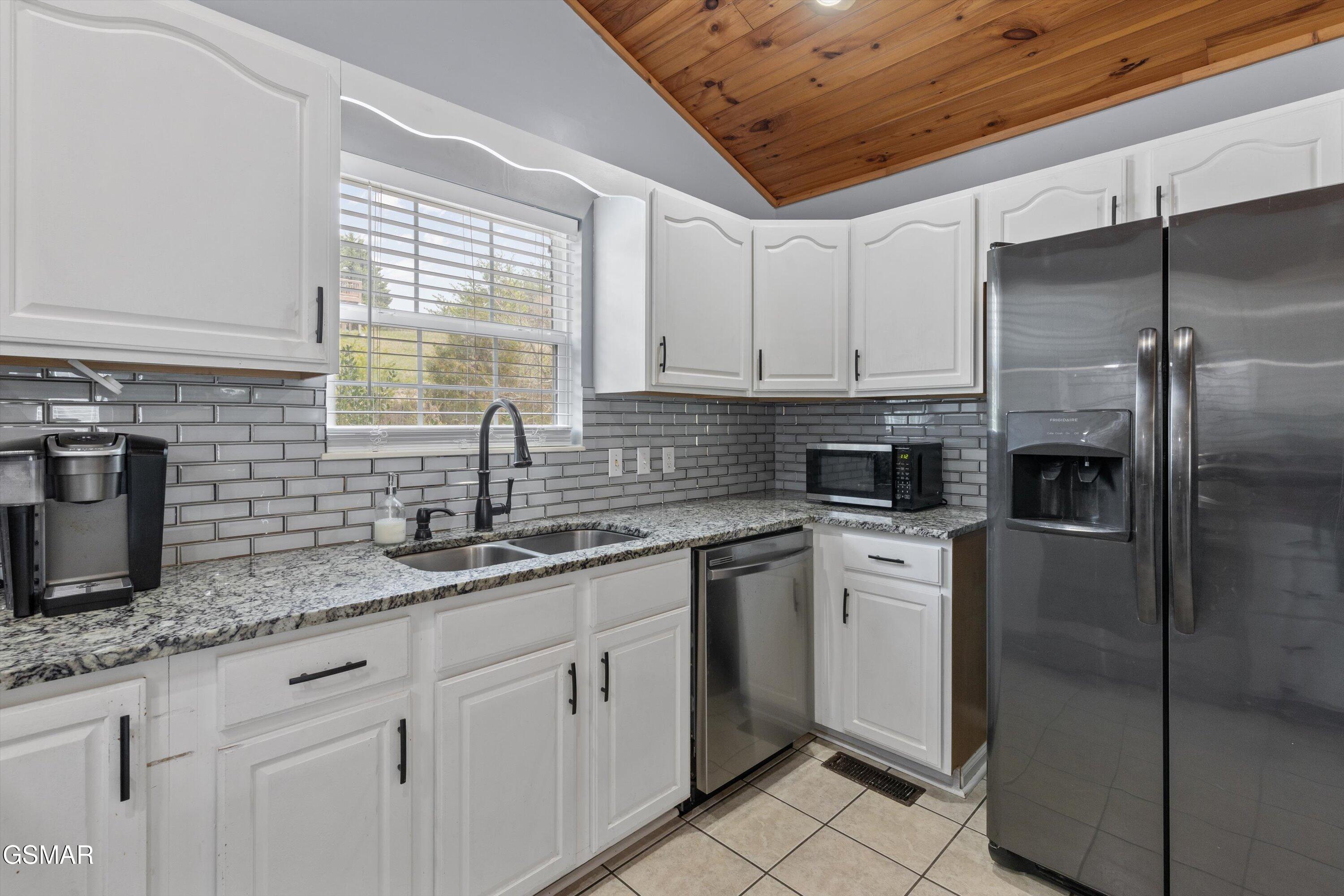 2802 Seth Road Pigeon Forge TN 37863