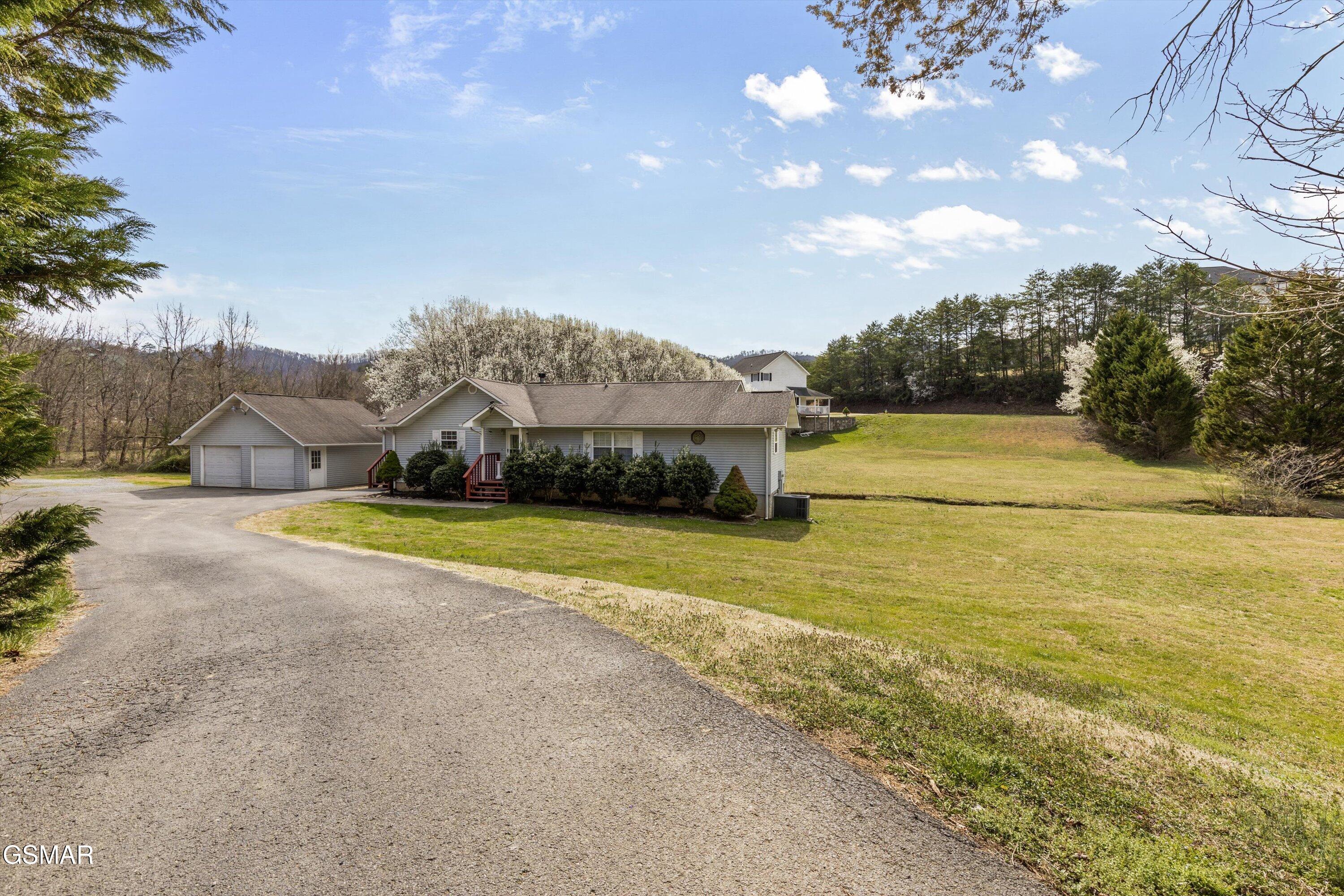 2802 Seth Road Pigeon Forge TN 37863