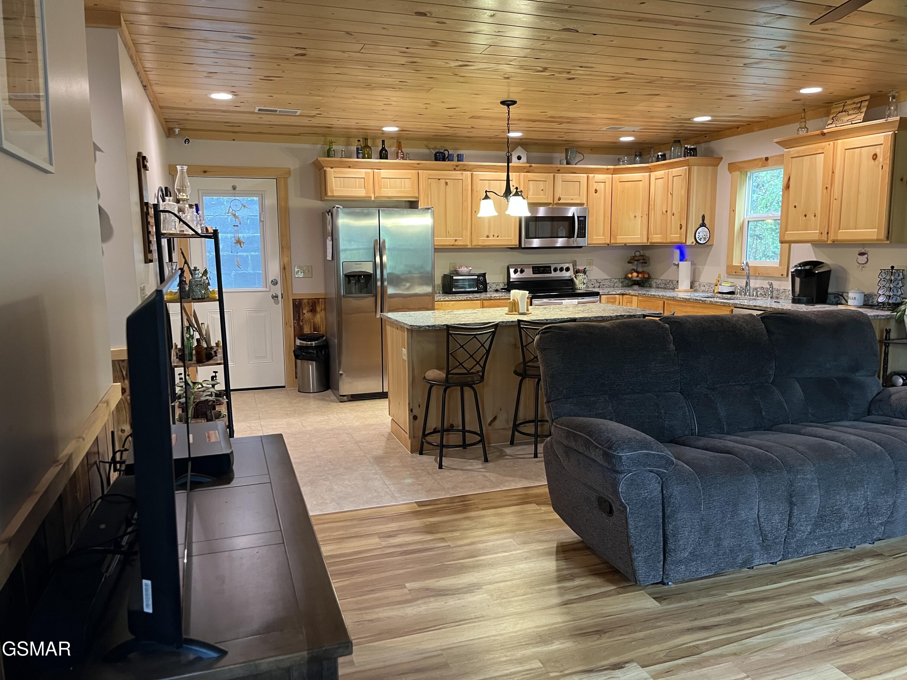 1714 Laurel Lane Sevierville TN 37876