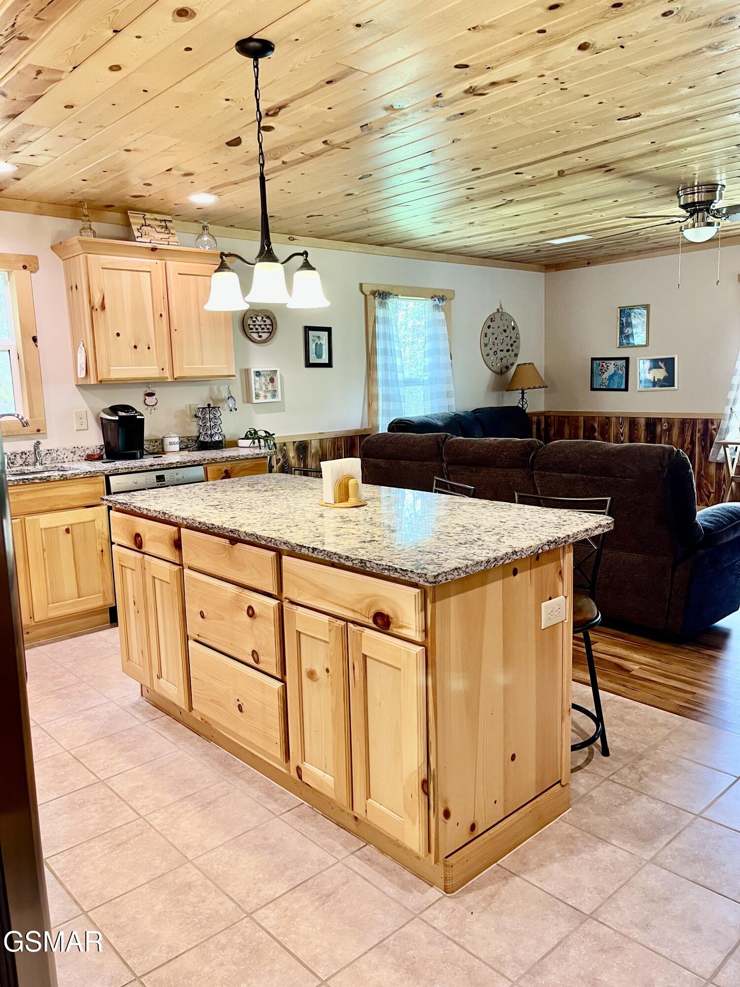 1714 Laurel Lane Sevierville TN 37876