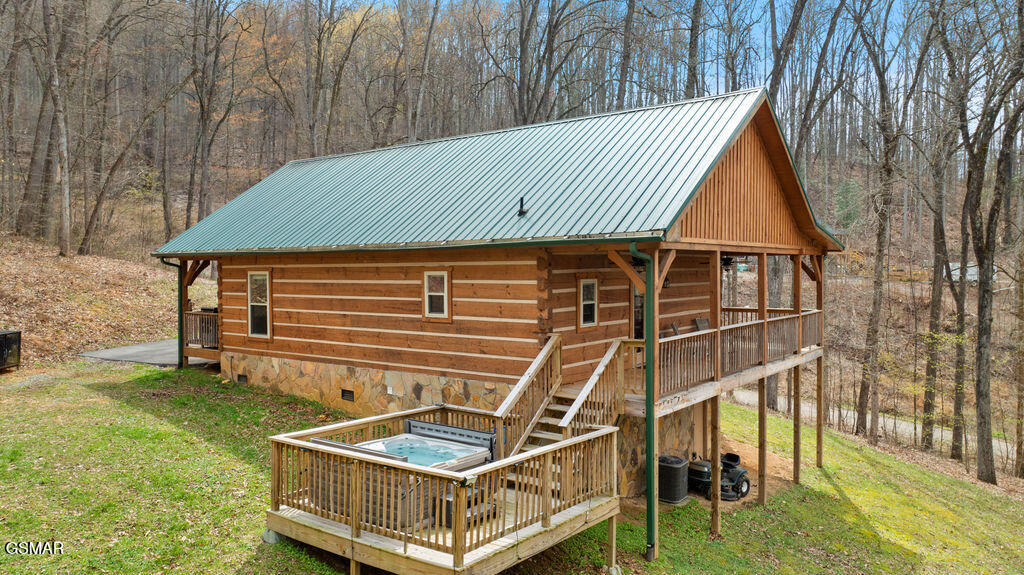 3393 Grand Country Drive Cosby TN 37722