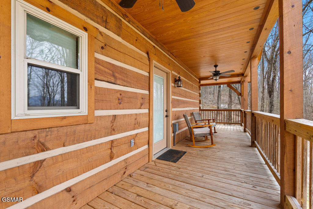 3393 Grand Country Drive Cosby TN 37722