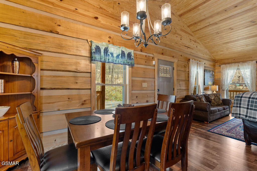 3393 Grand Country Drive Cosby TN 37722