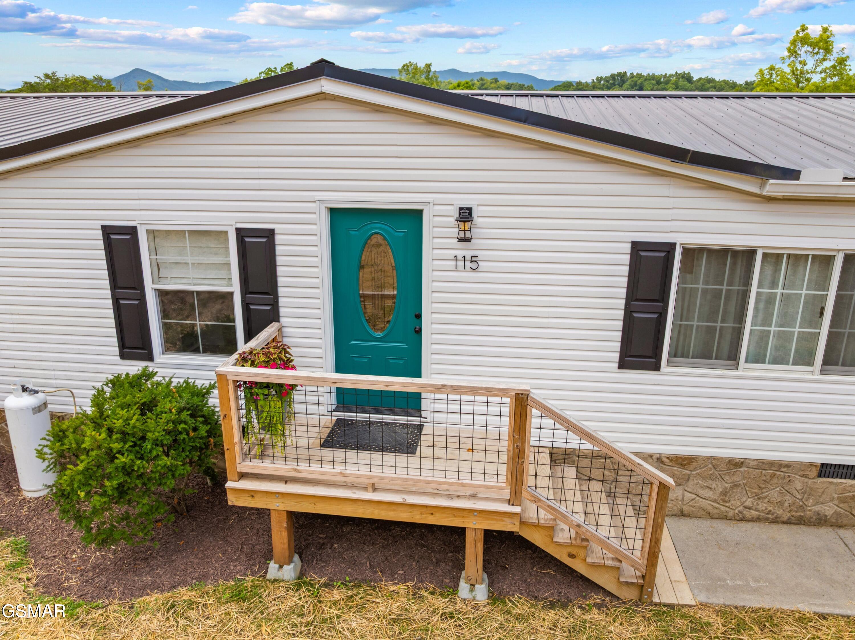 115 Granny Davis Way Dandridge TN 37725